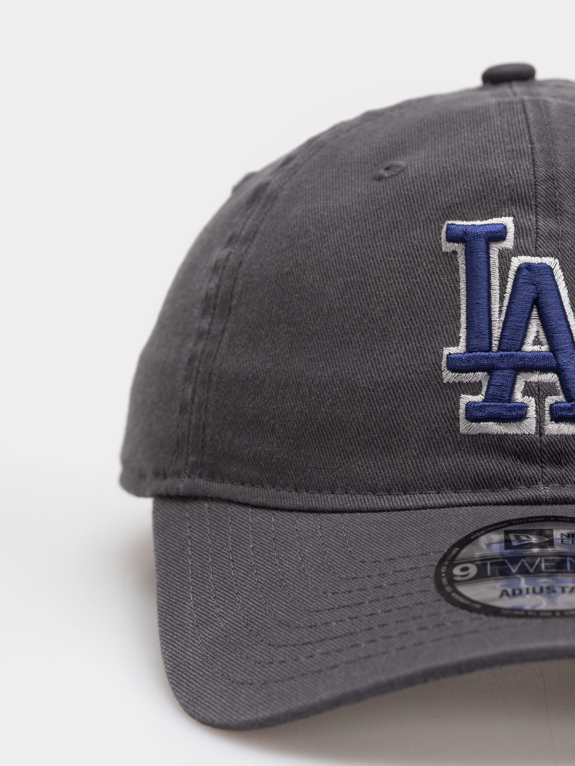 Șapcă New Era Core Classics 9Twenty Los Angeles Dodgers Wmn (black)
