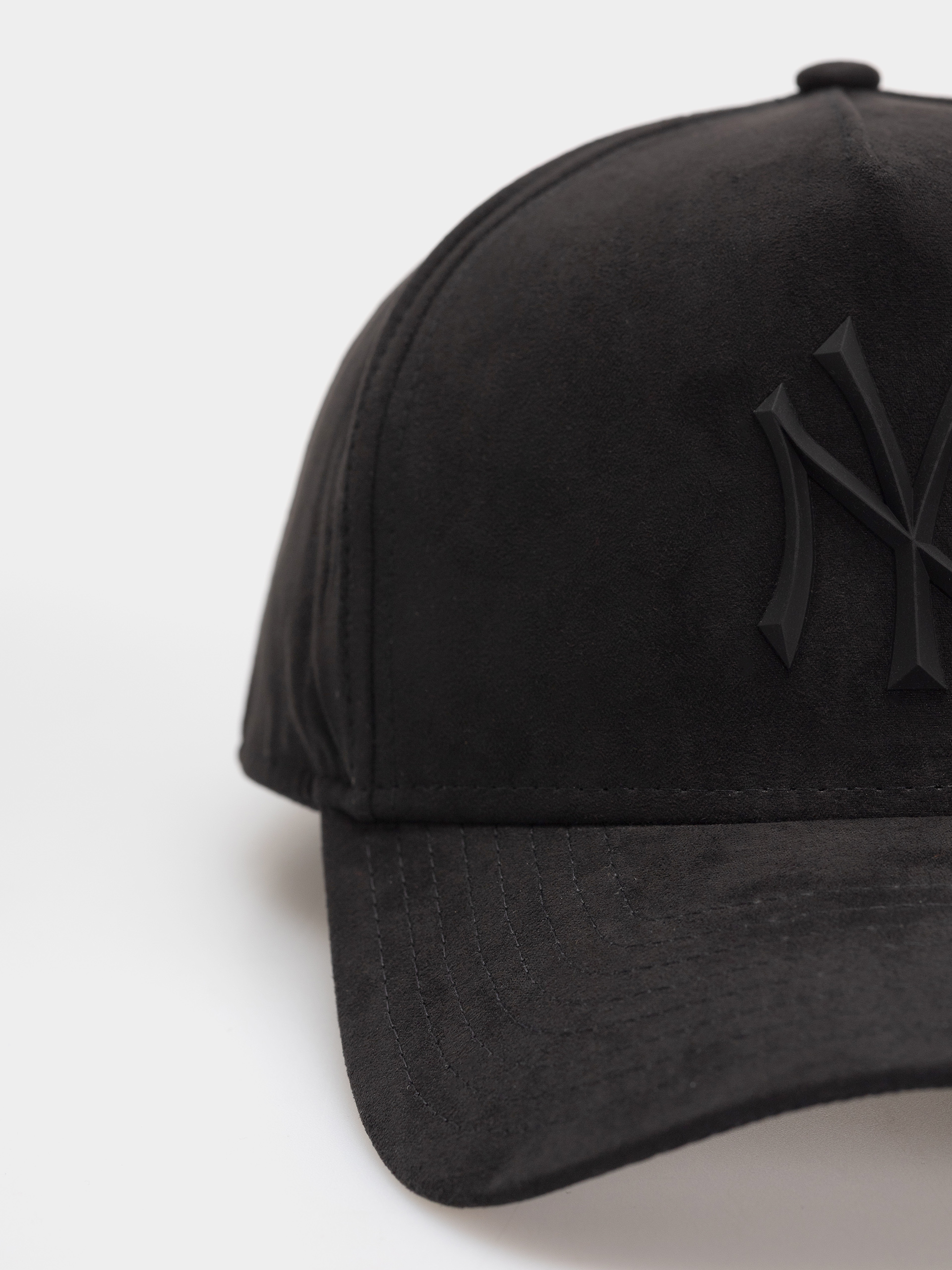 Șapcă New Era Faux Suede E Frame New York Yankees (black)