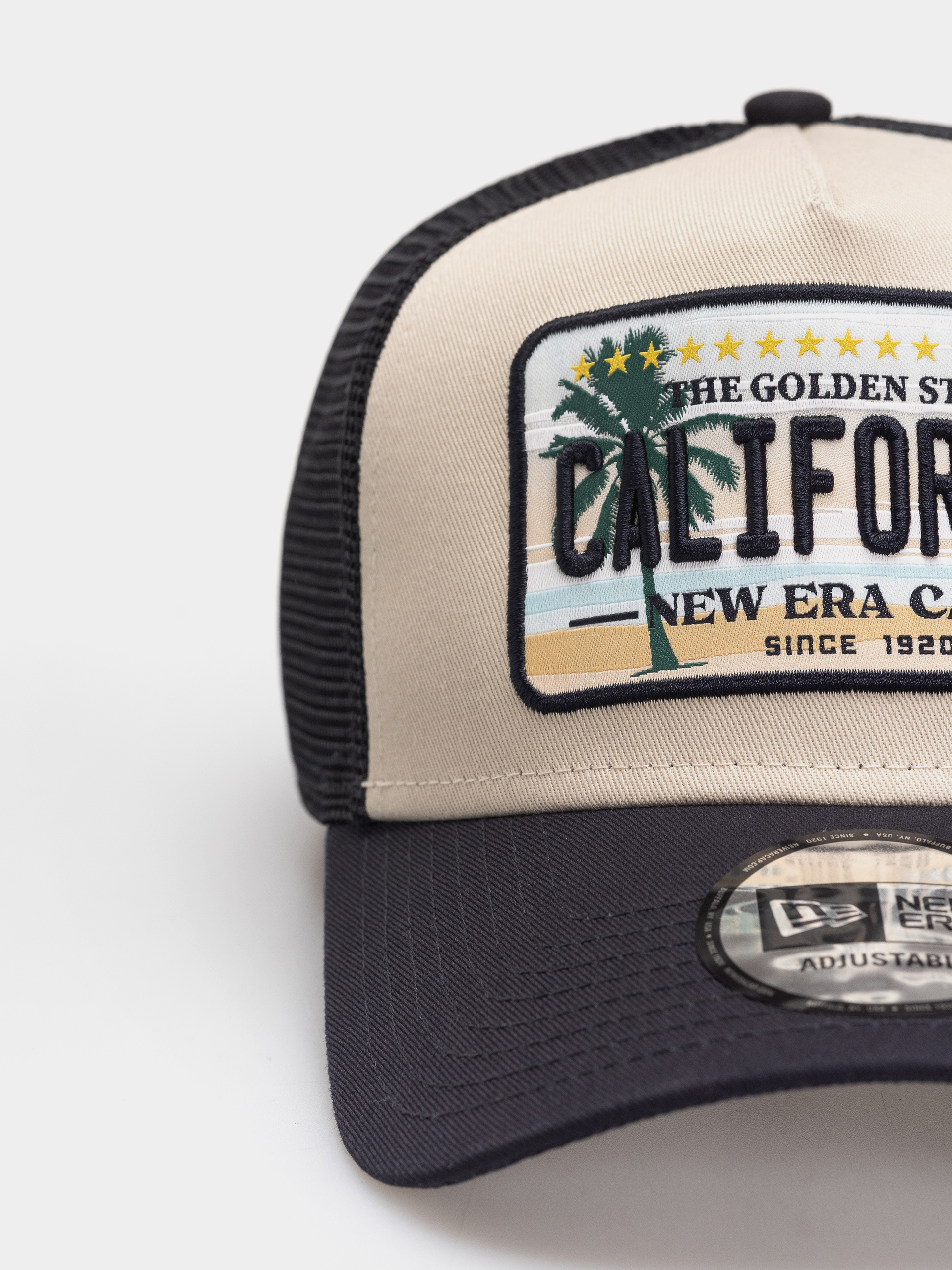 Șapcă New Era Licence Plate Trucker (navy/stone)