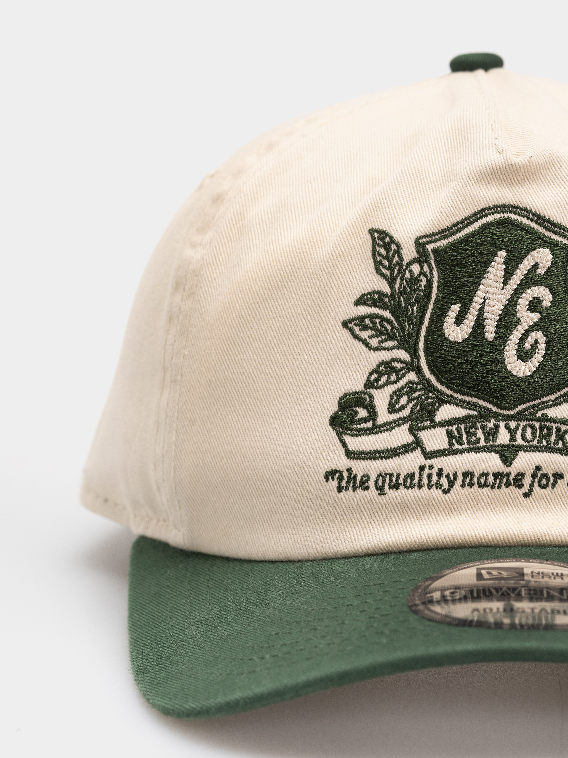 Șapcă New Era Washed Graphic 19Twenty (light cream/green)