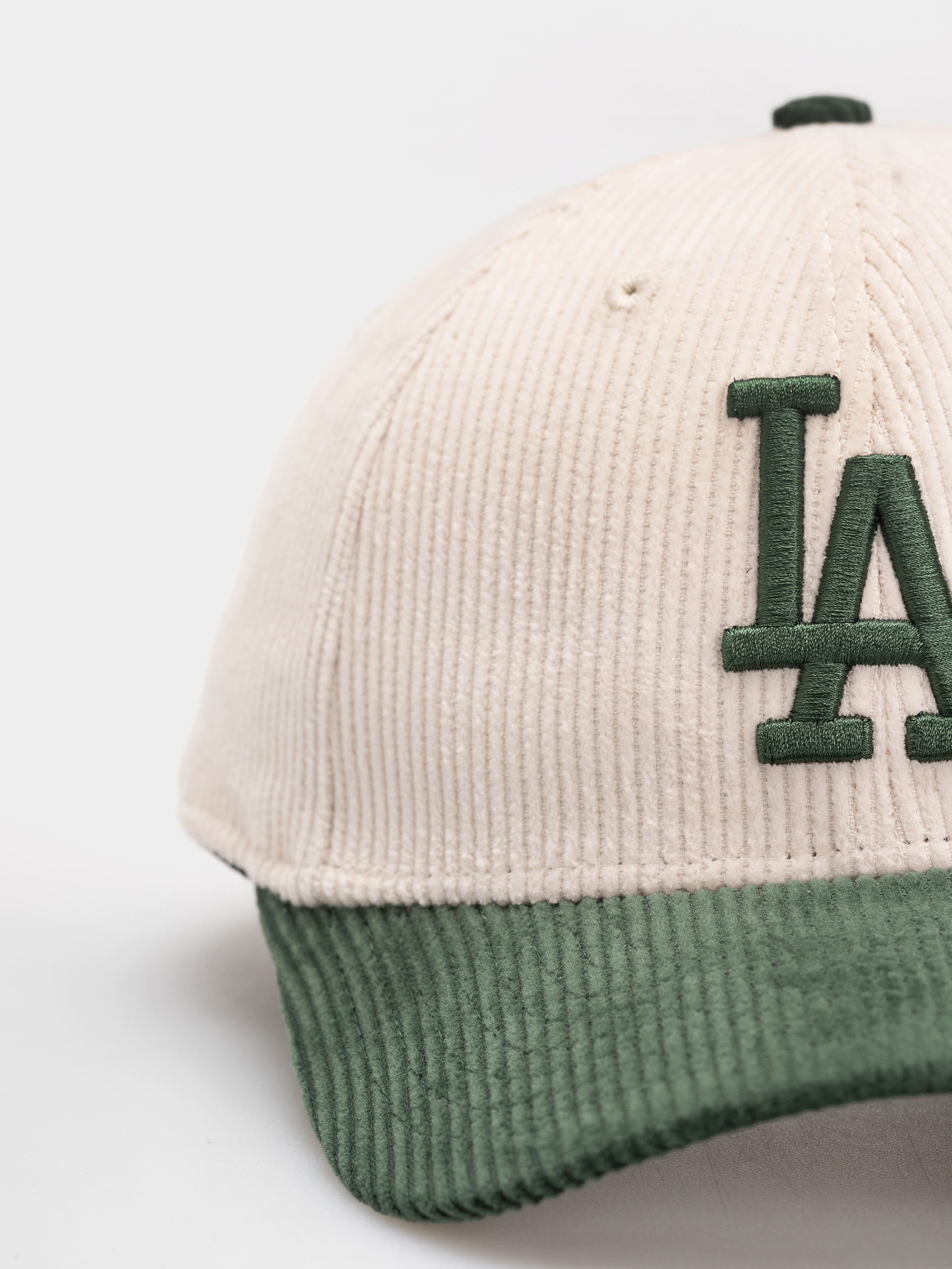 Șapcă New Era Cord 9Forty Mc Los Angeles Dodgers (light cream/green)