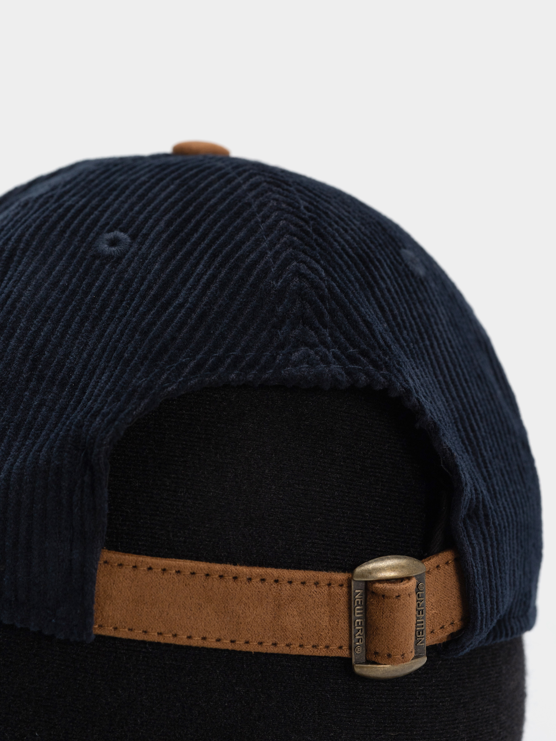 Șapcă New Era Cord Mix 9Twenty (navy/brown)