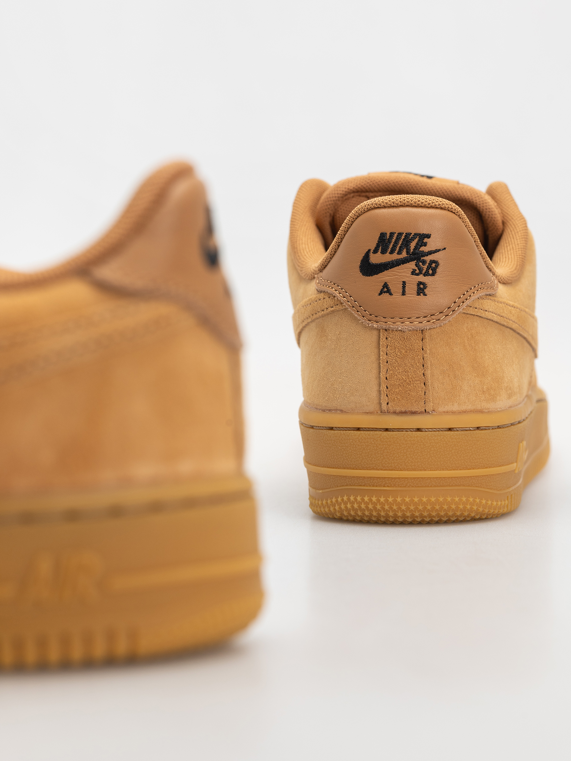 Pantofi Nike SB Air Force 1 (flax/flax/black/gum light brown)