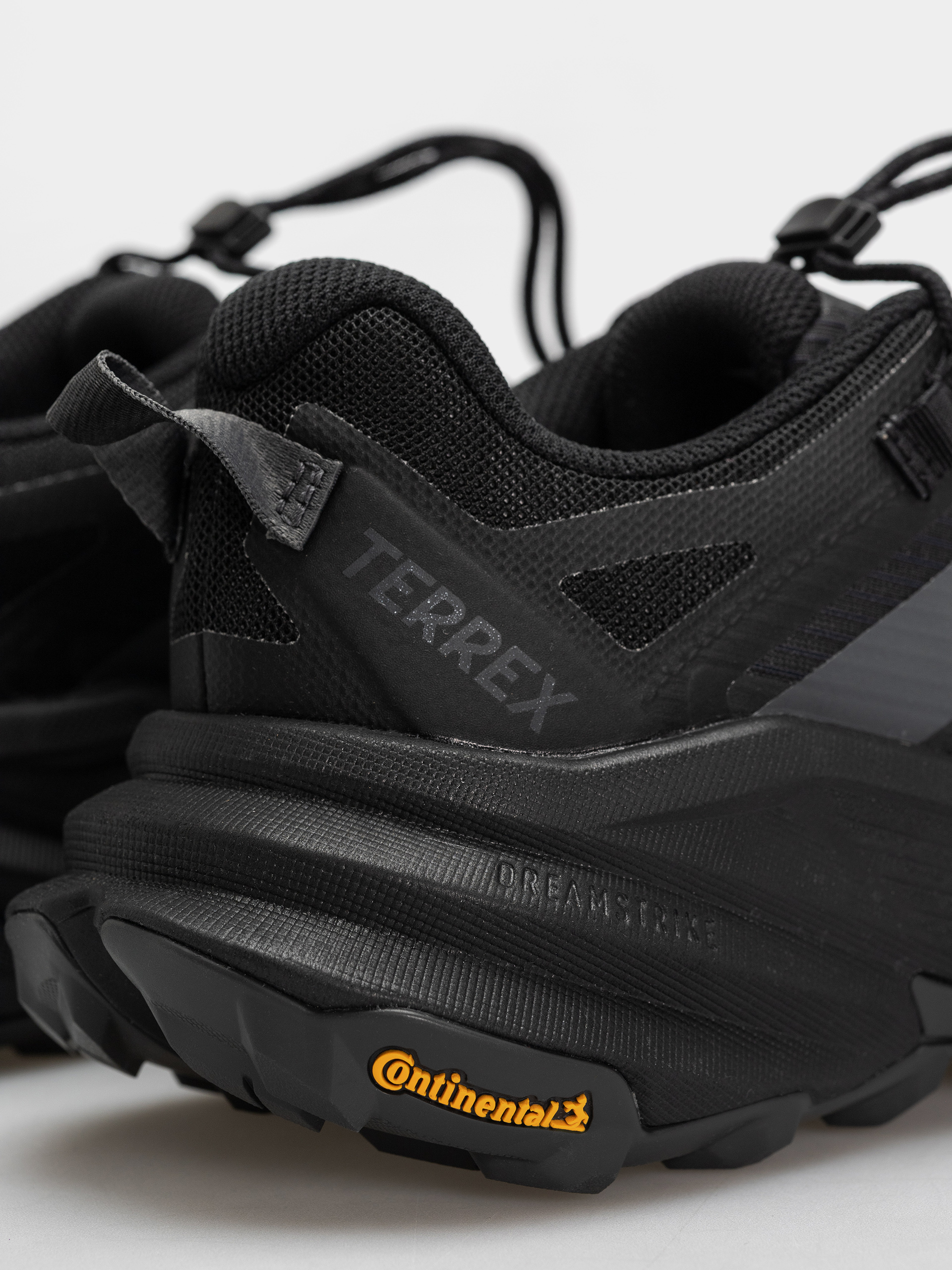 Pantofi adidas Terrex Freehiker Sl (cblack/gresix/gresix)