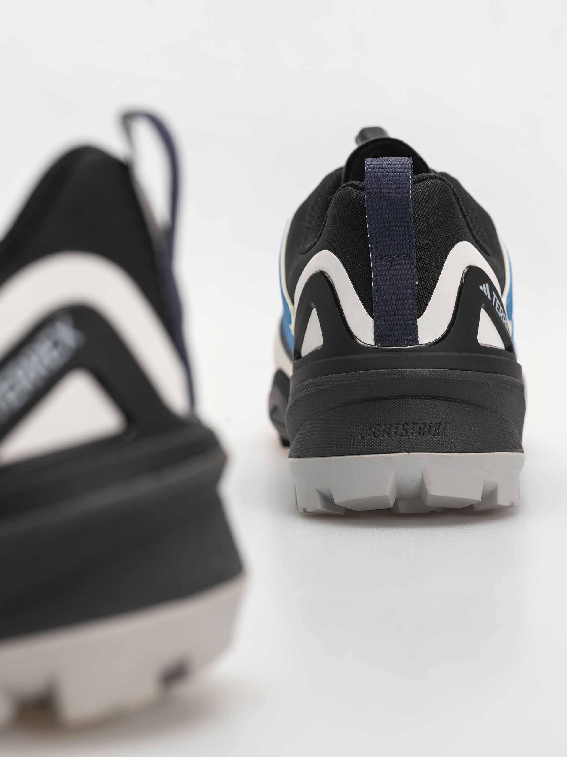 Pantofi adidas Terrex Skychaser Gt (gretwo/cblack/shanav)
