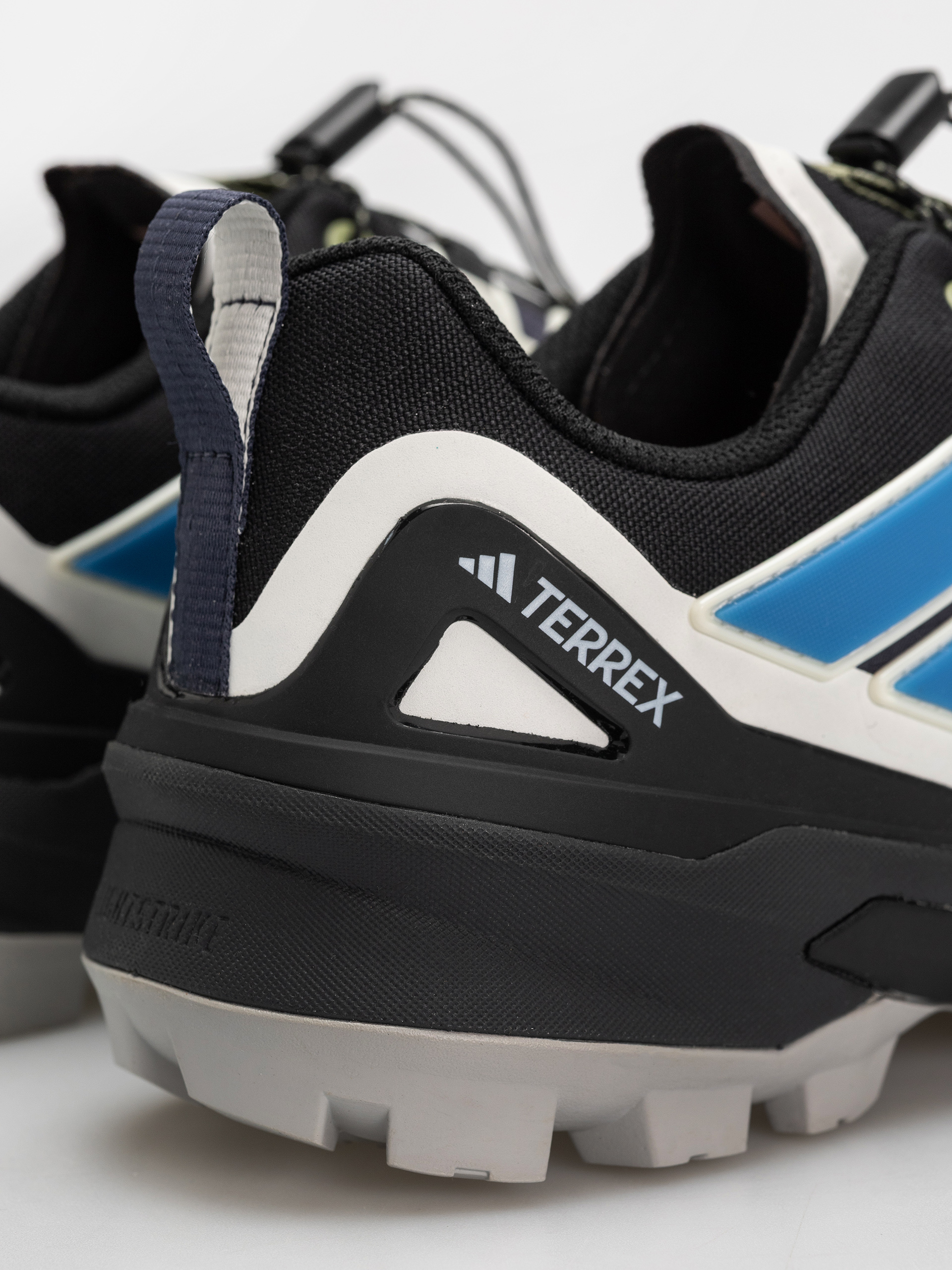 Pantofi adidas Terrex Skychaser Gt (gretwo/cblack/shanav)