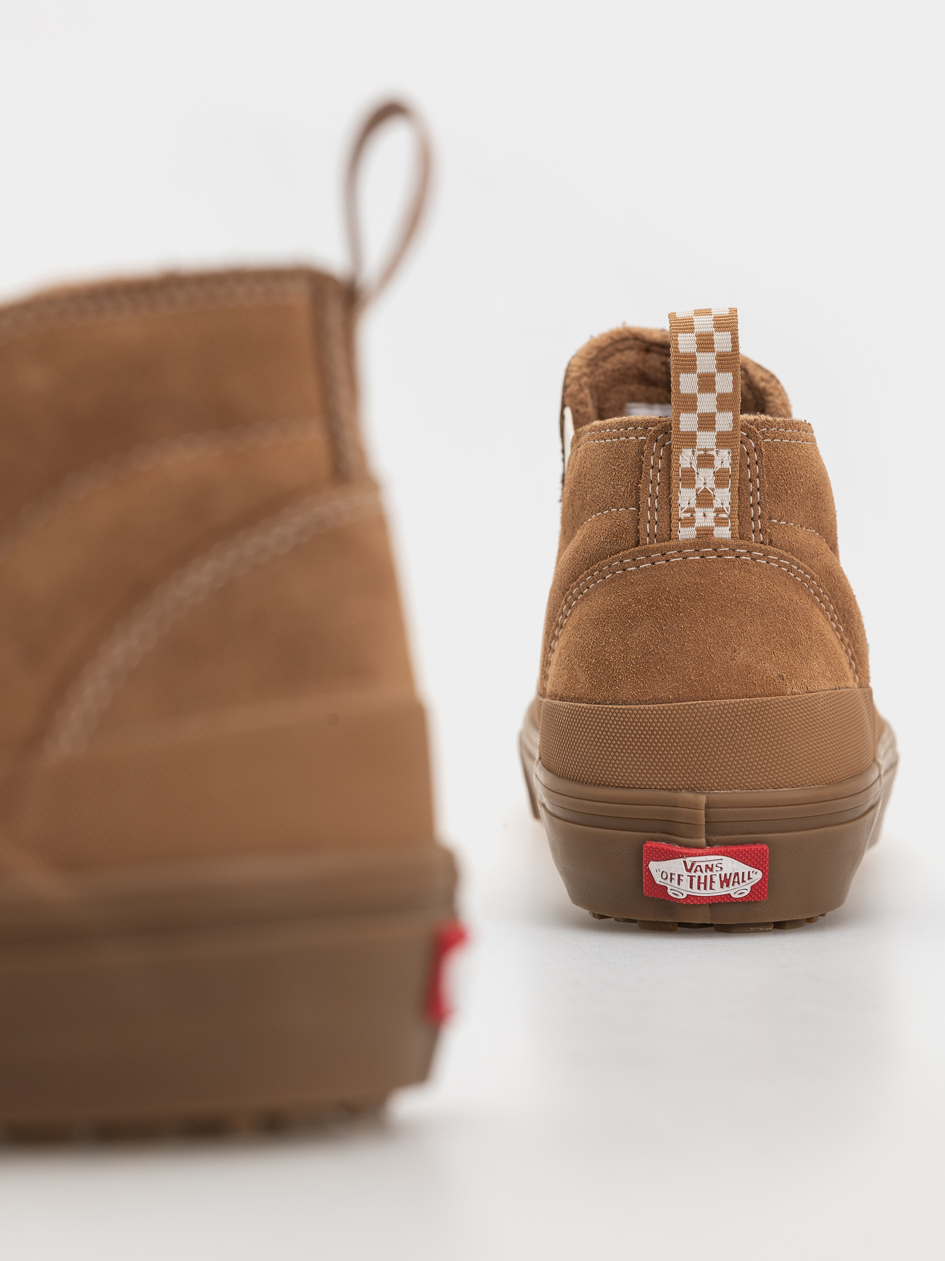 Pantofi Vans Mid Slip Insulated (chipmunk)