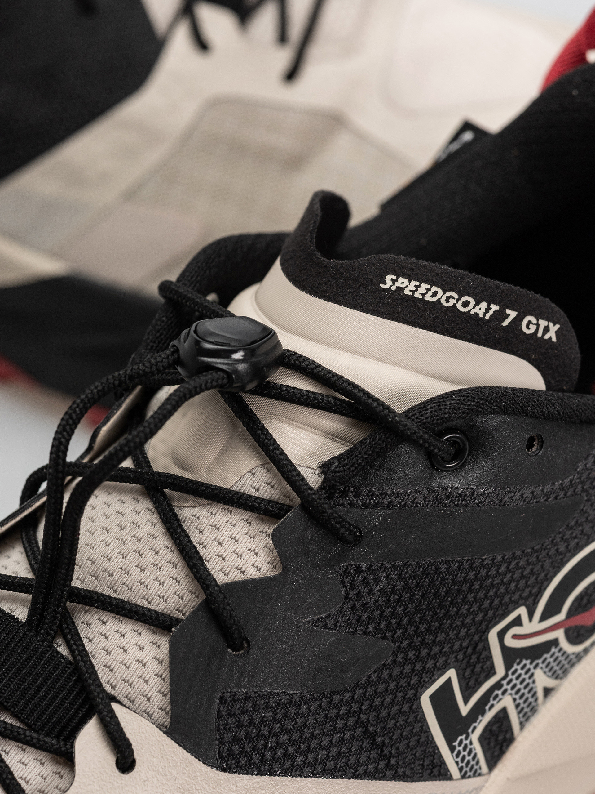 Pantofi Hoka Speedgoat 7 GTX (black/river rock grey)