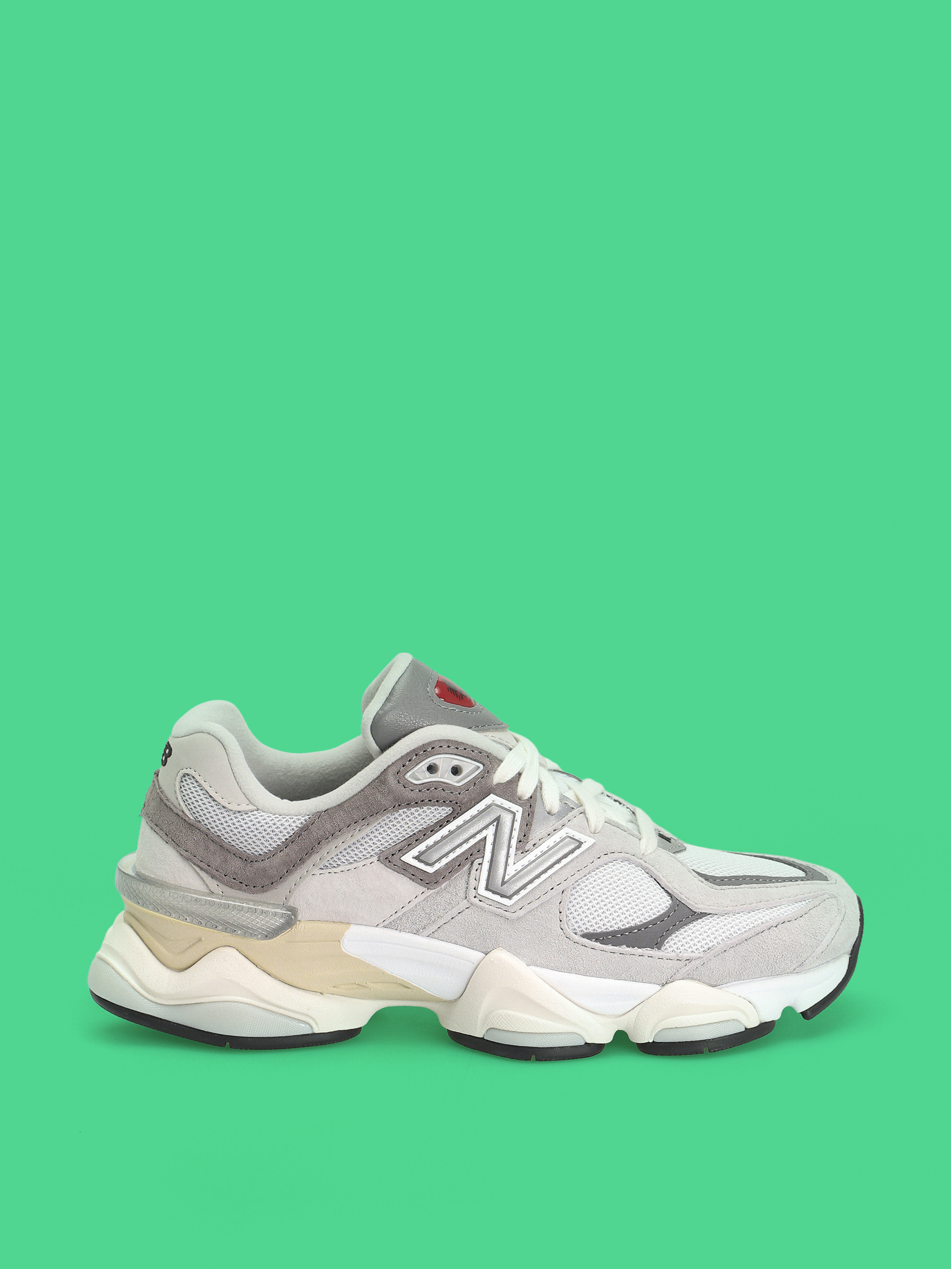 Pantofi New Balance 9060