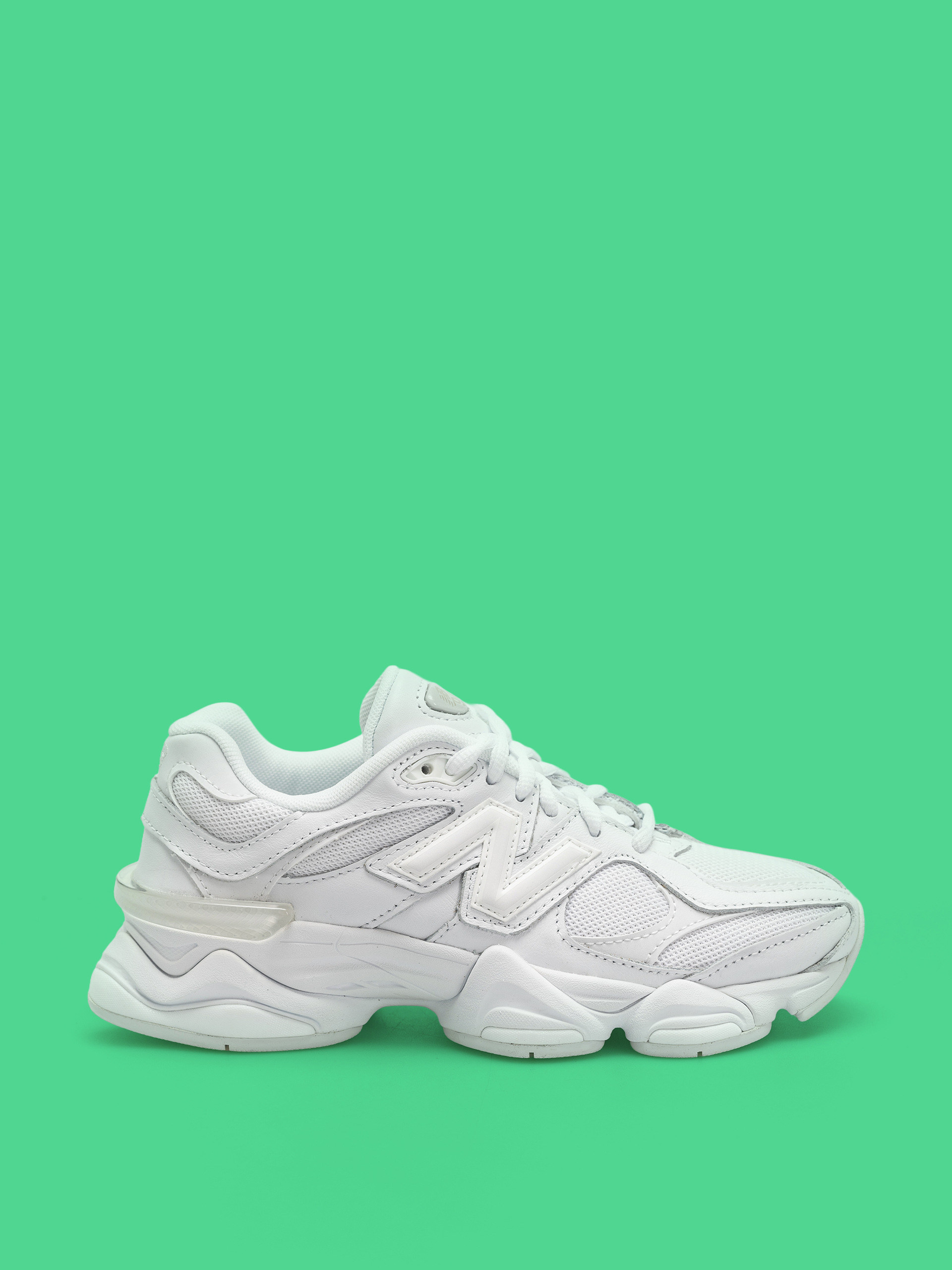 Pantofi New Balance 9060 (triple white)