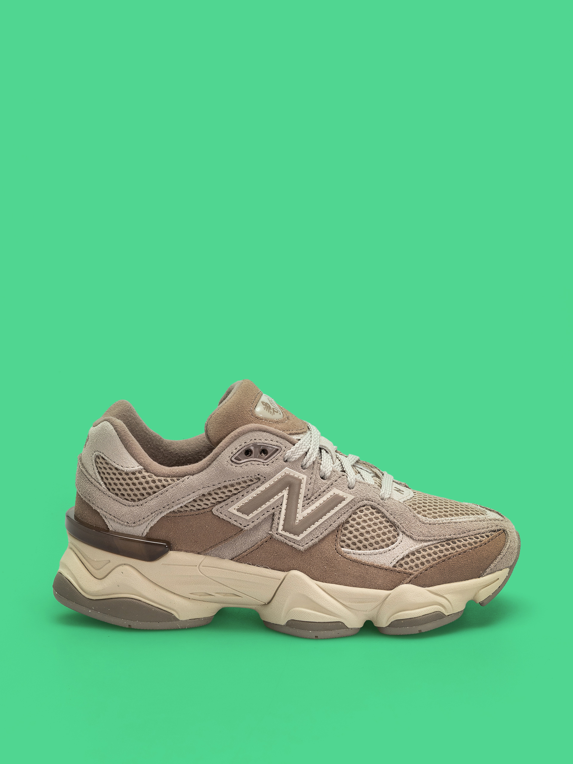 Pantofi New Balance 9060 JR (mushroom)