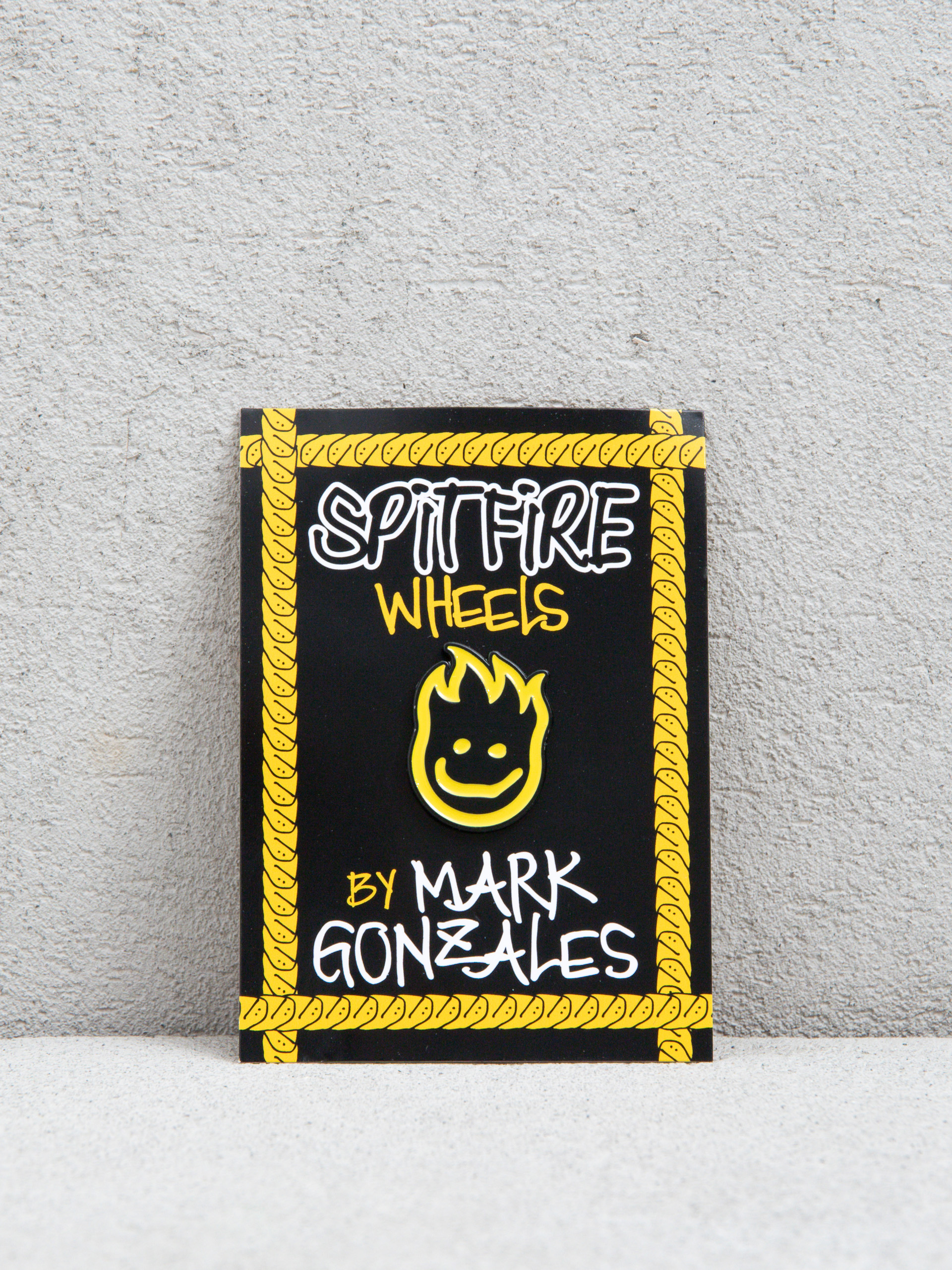 Pin Logo-ul Spitfire X Gonz Big Head Pin (black/yellow)