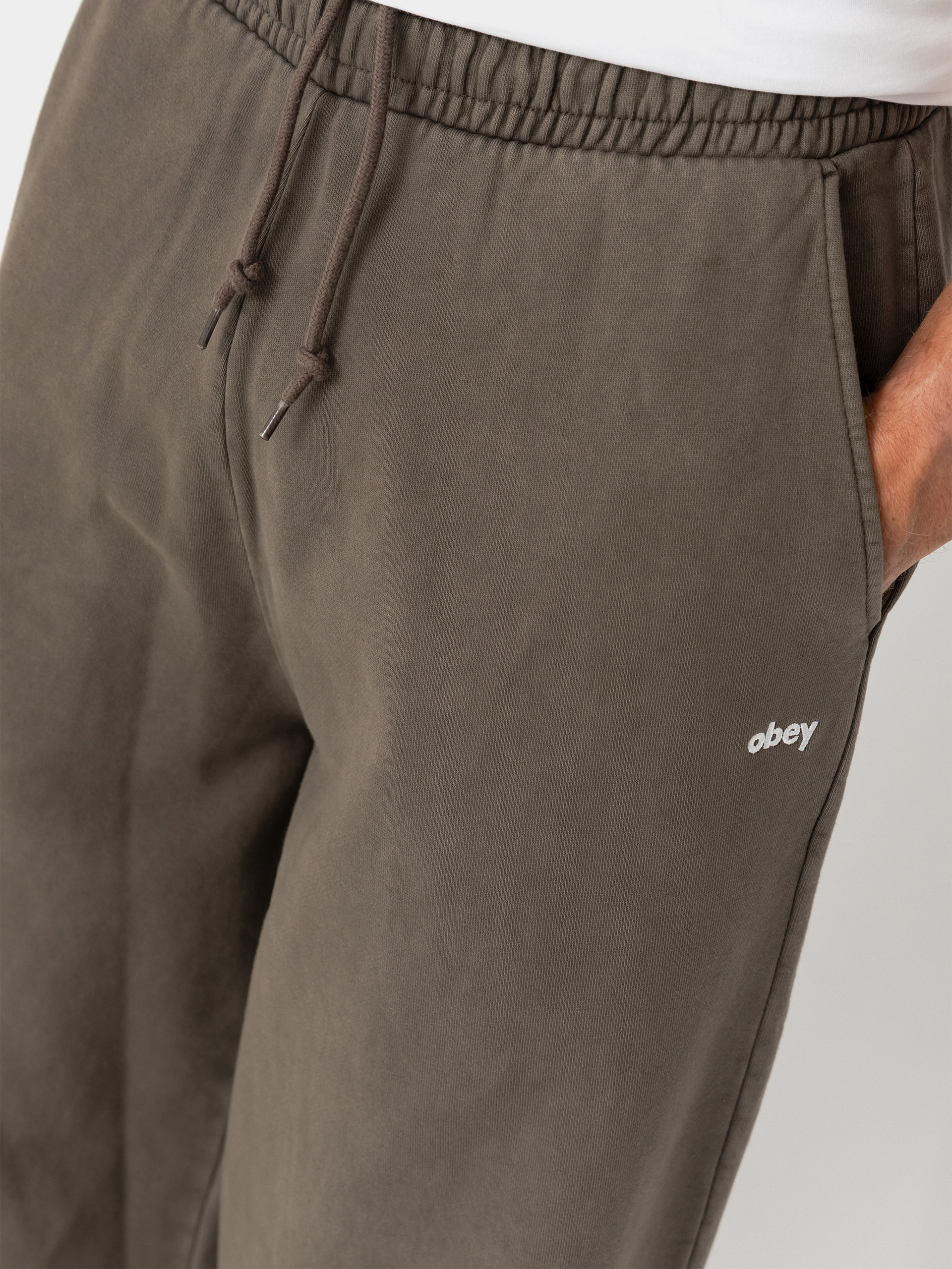 Pantaloni OBEY Lowercase Pigment Straight (pigment black olive)