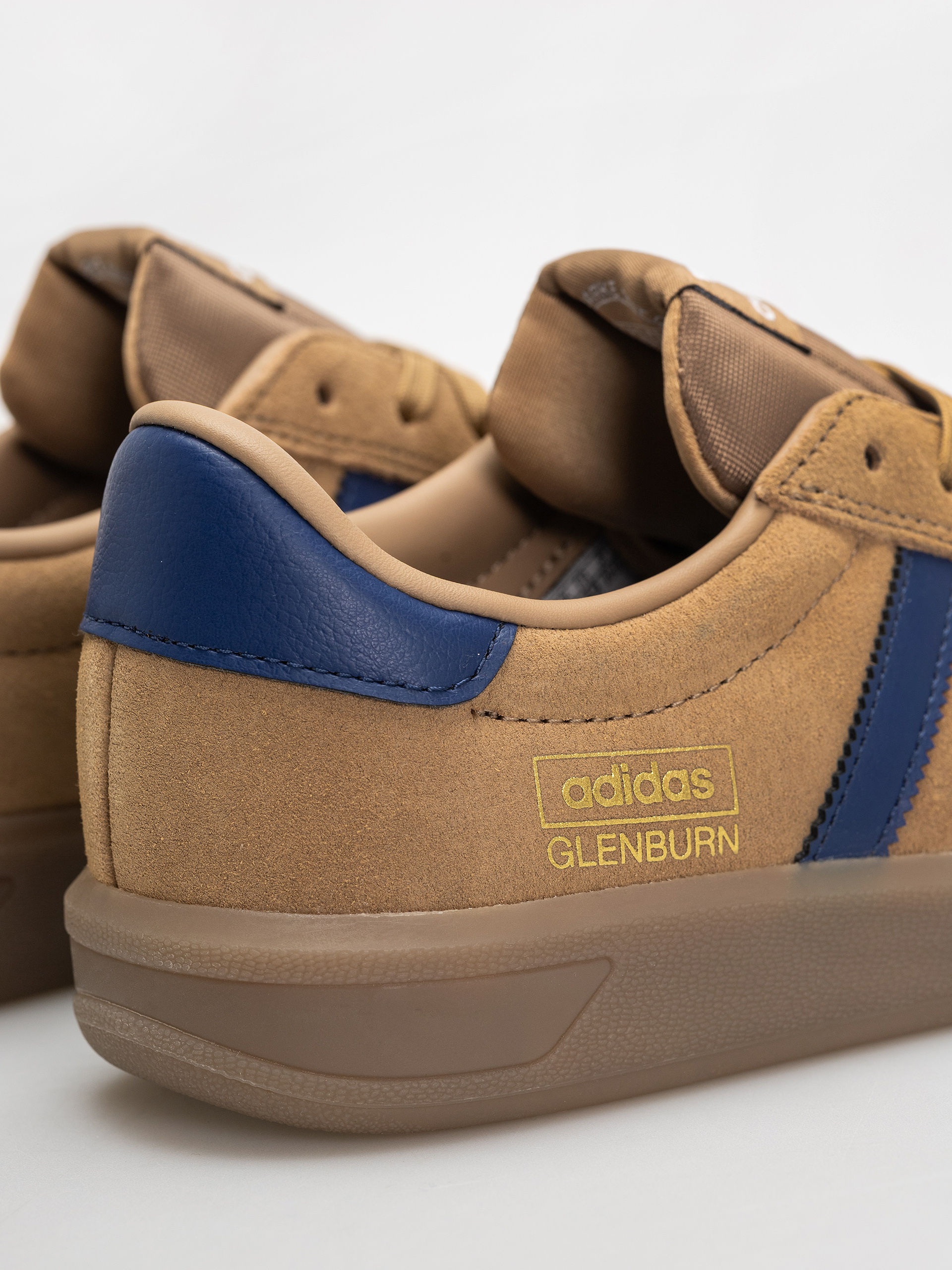 Pantofi adidas Glenburn (cardbo/mutprp/gum5)