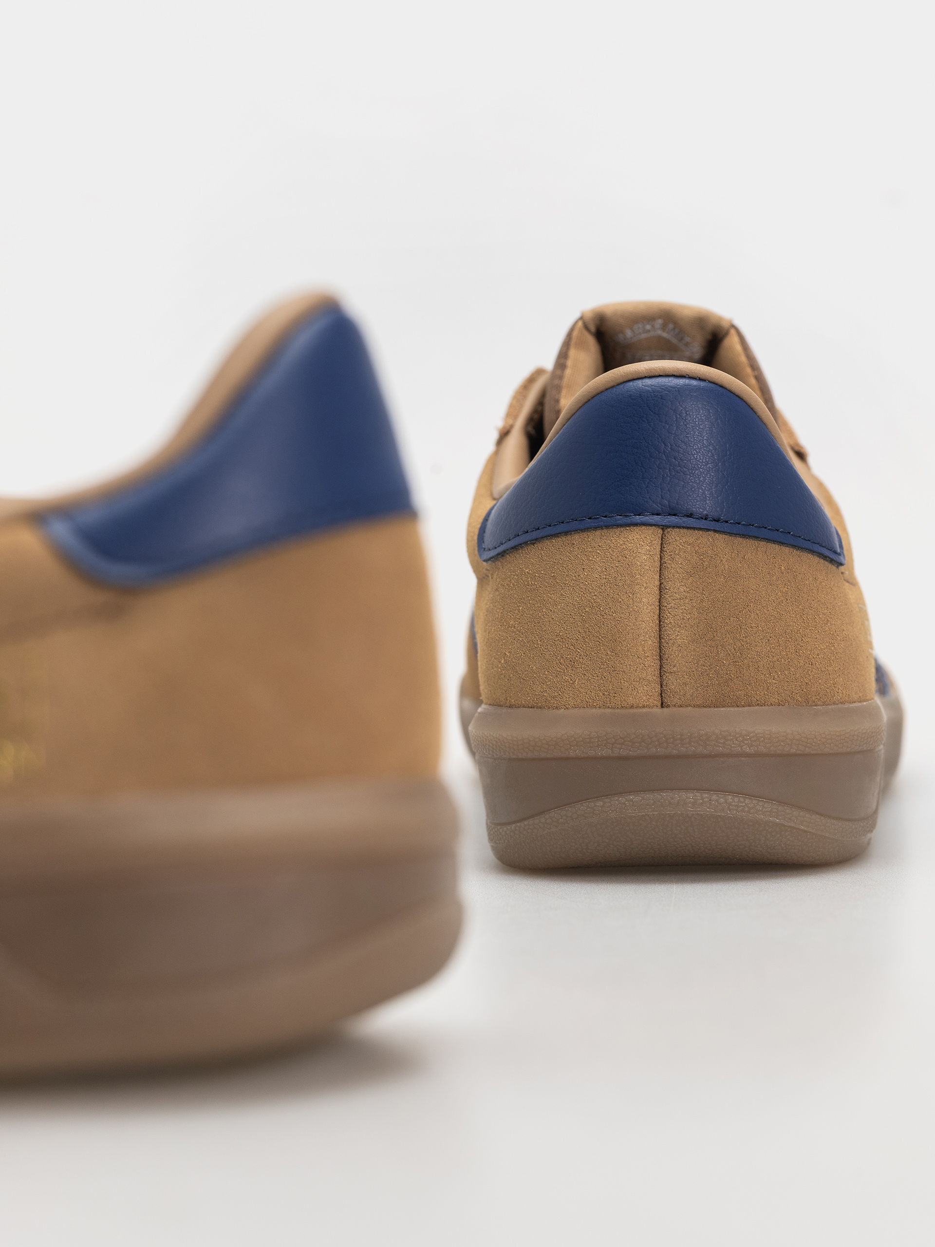 Pantofi adidas Glenburn (cardbo/mutprp/gum5)