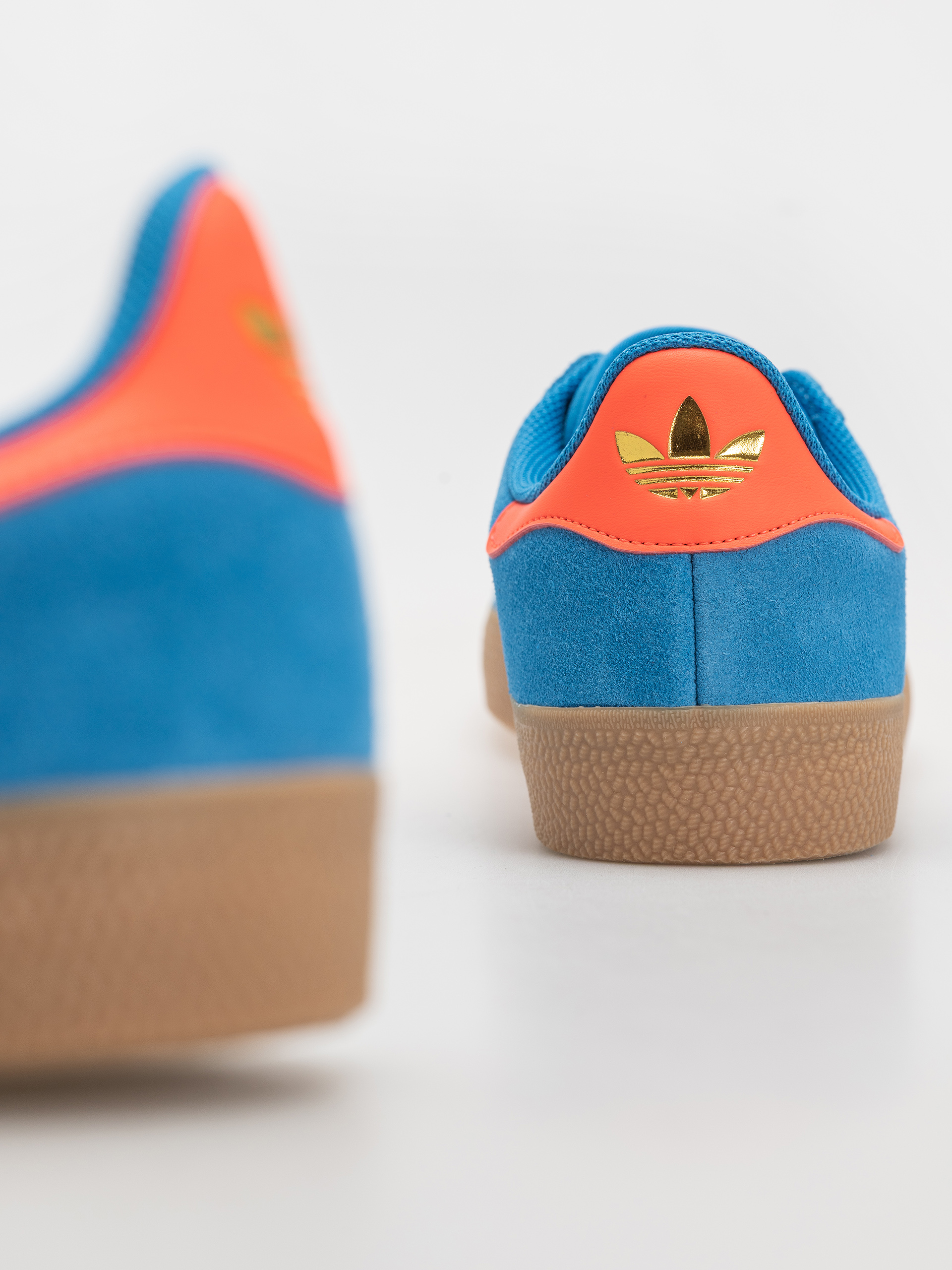 Pantofi adidas Gazelle Adv (brblue/solred/gum4)