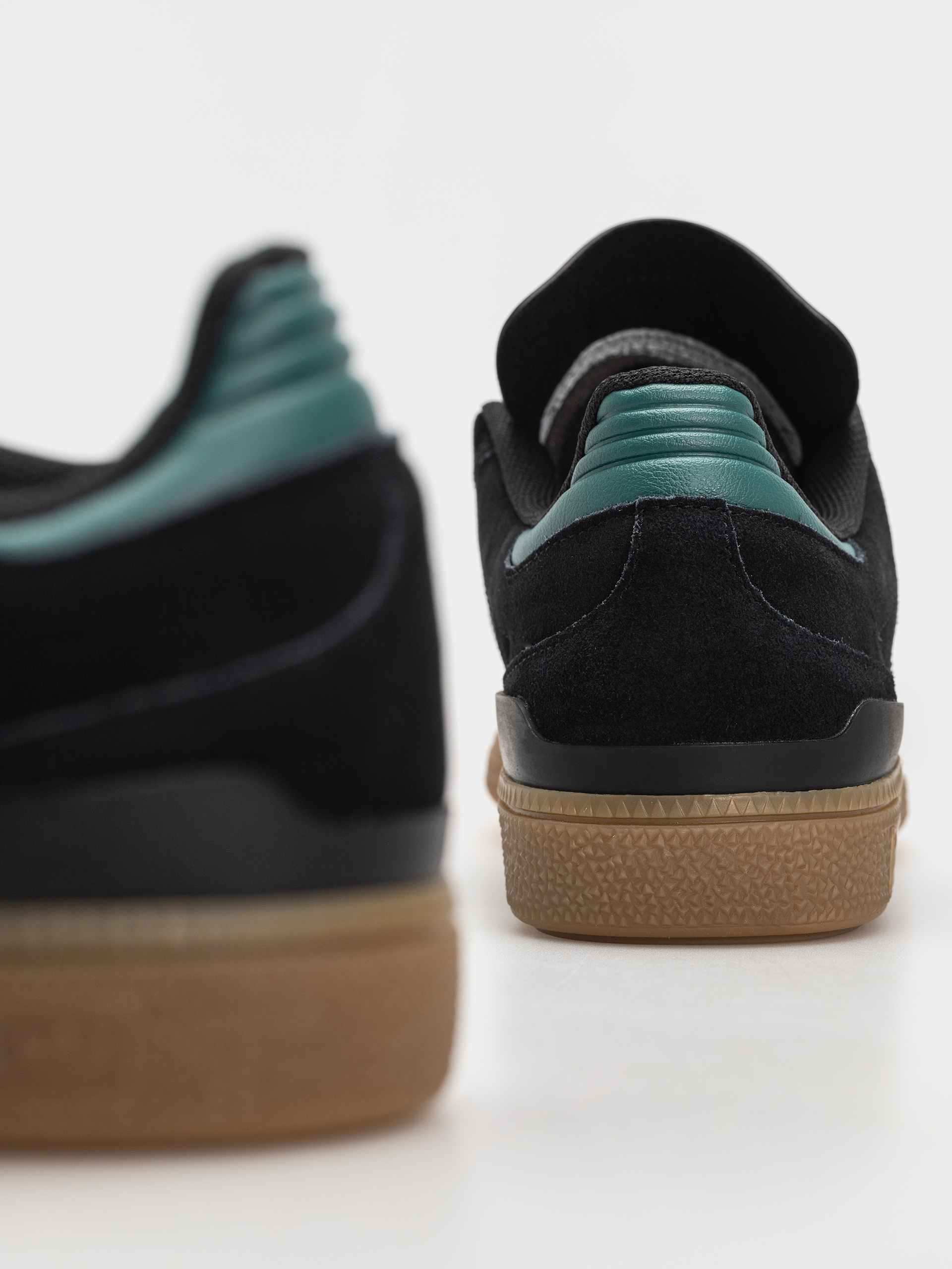 Pantofi adidas Busenitz (cblack/cgreen/gum4)