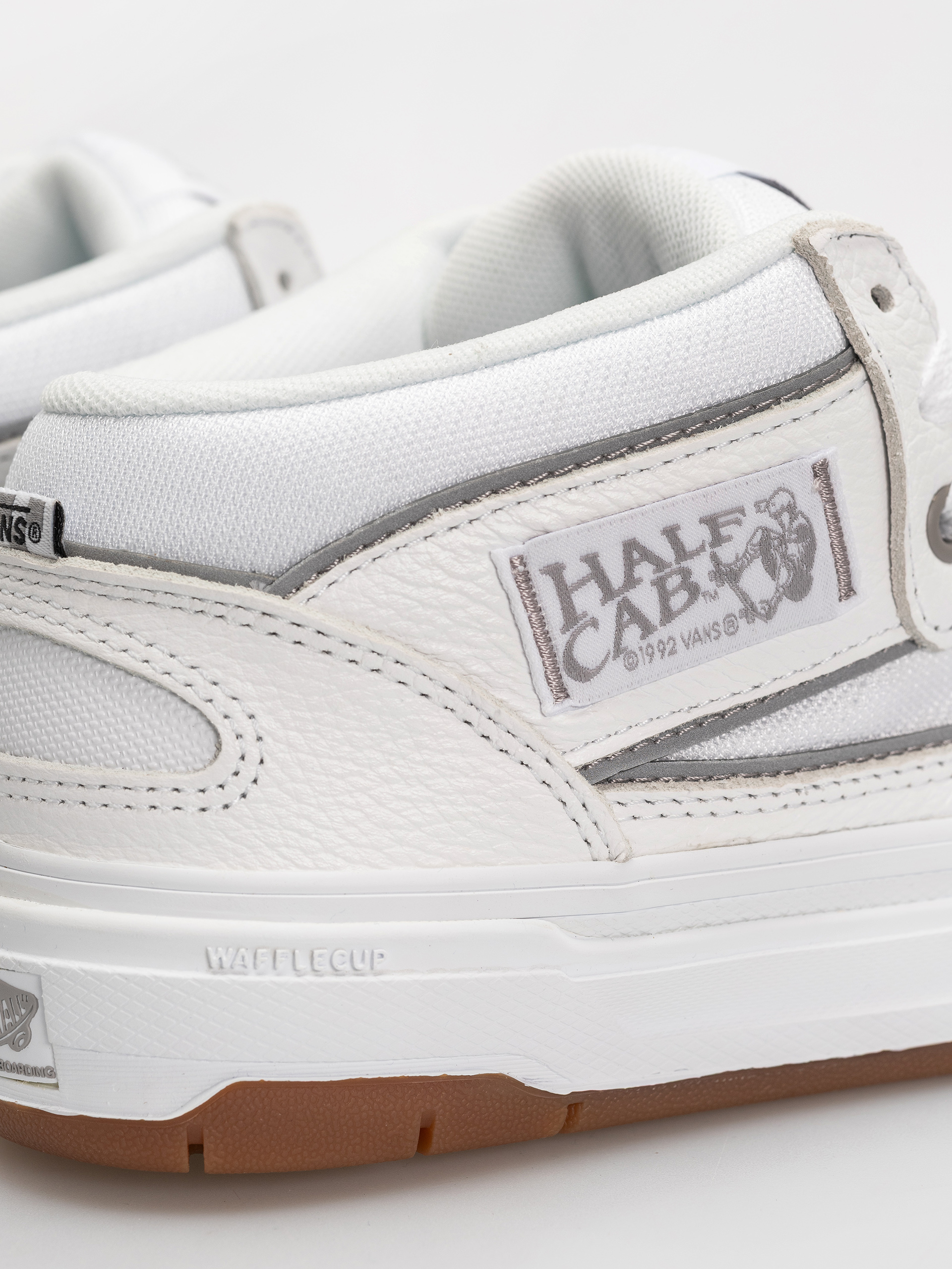Pantofi Vans Skate Half Cab Wafflecup (white/light grey)