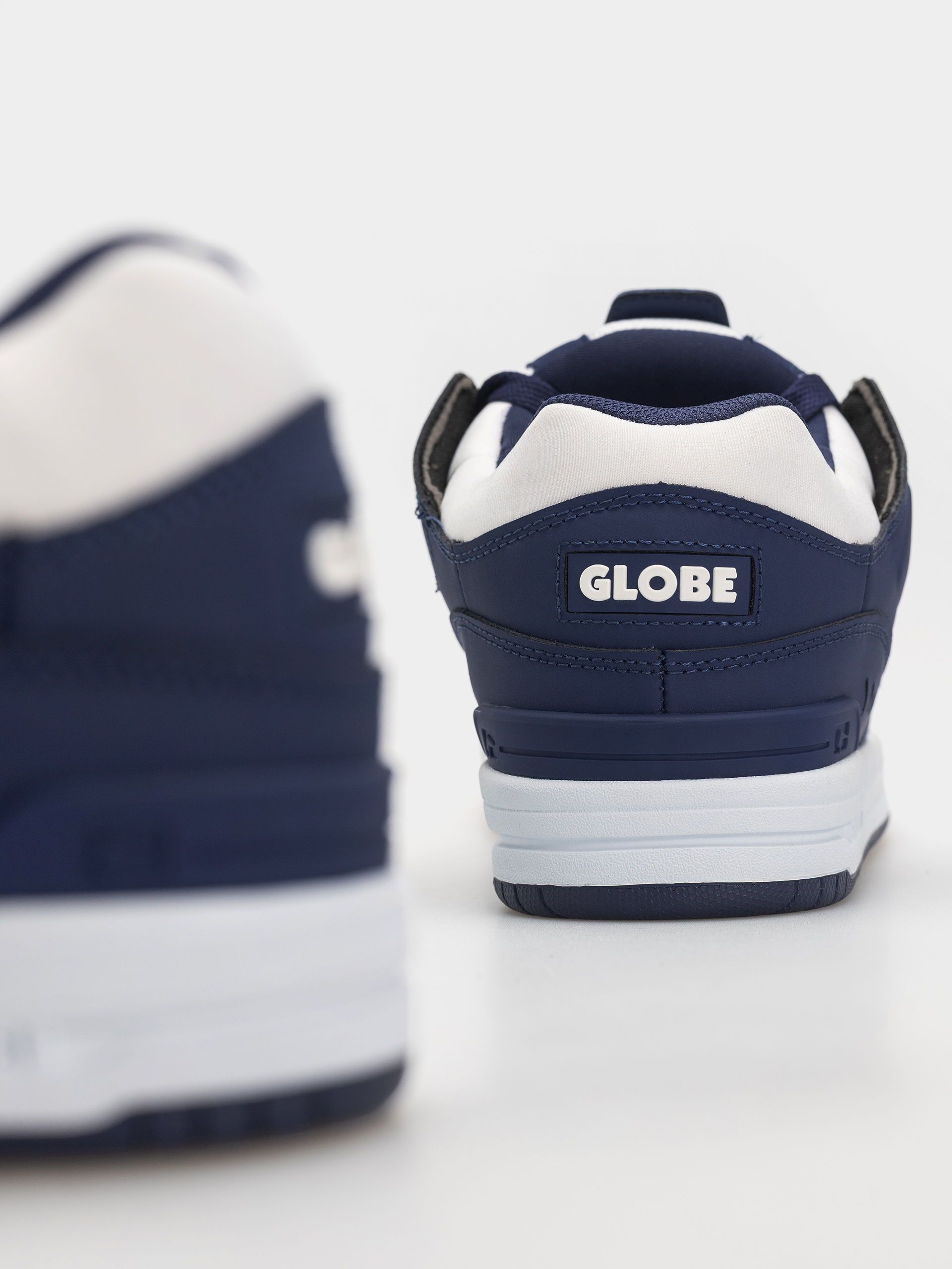 Pantofi Globe Fusion (midnight/white)
