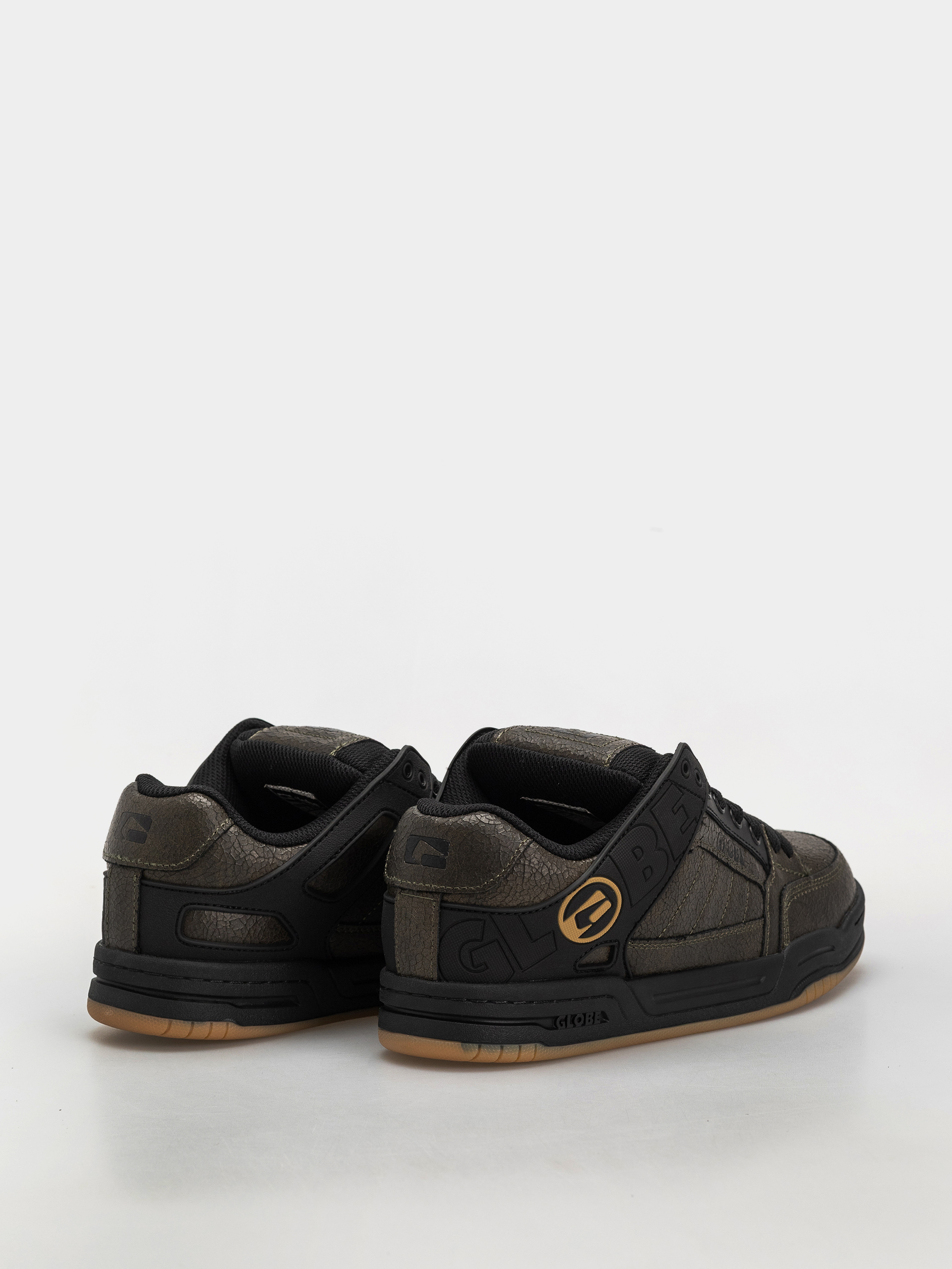 Pantofi Globe Tilt (distressed leather)