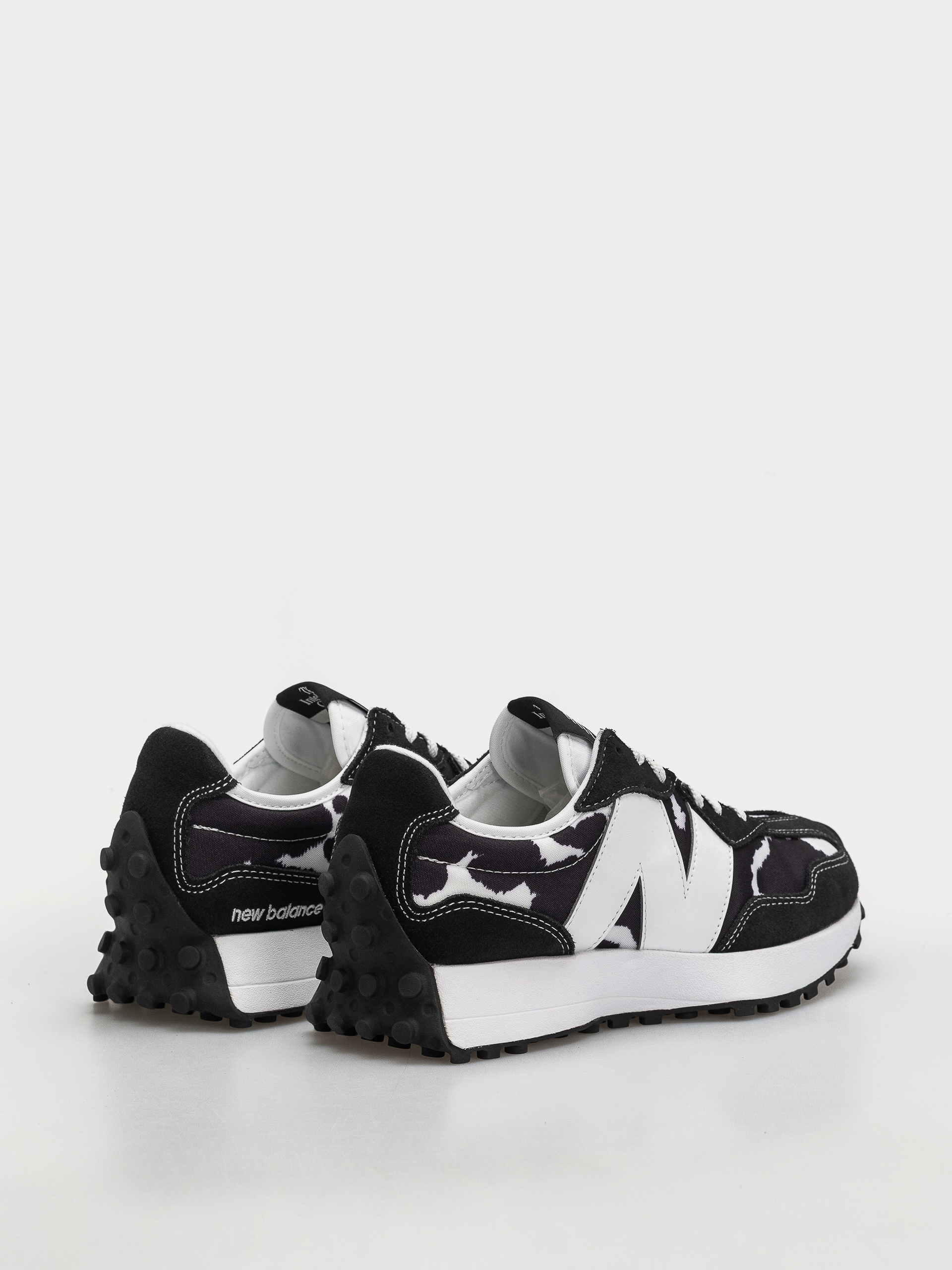 Pantofi New Balance 327 Wmn (breakfast tea/pumpernickel/sea salt)