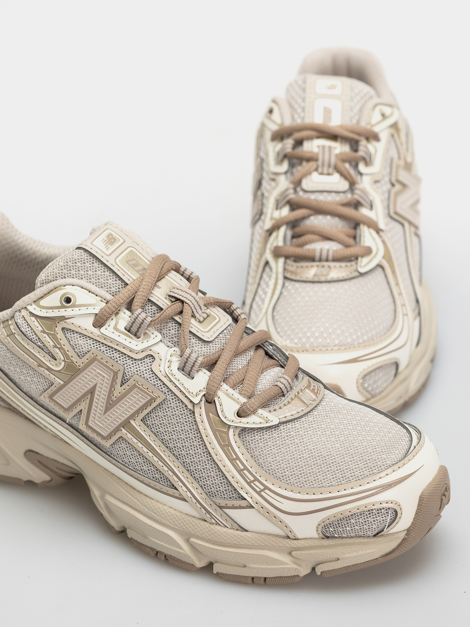 Pantofi New Balance 740 (mushroom/timberwolf)