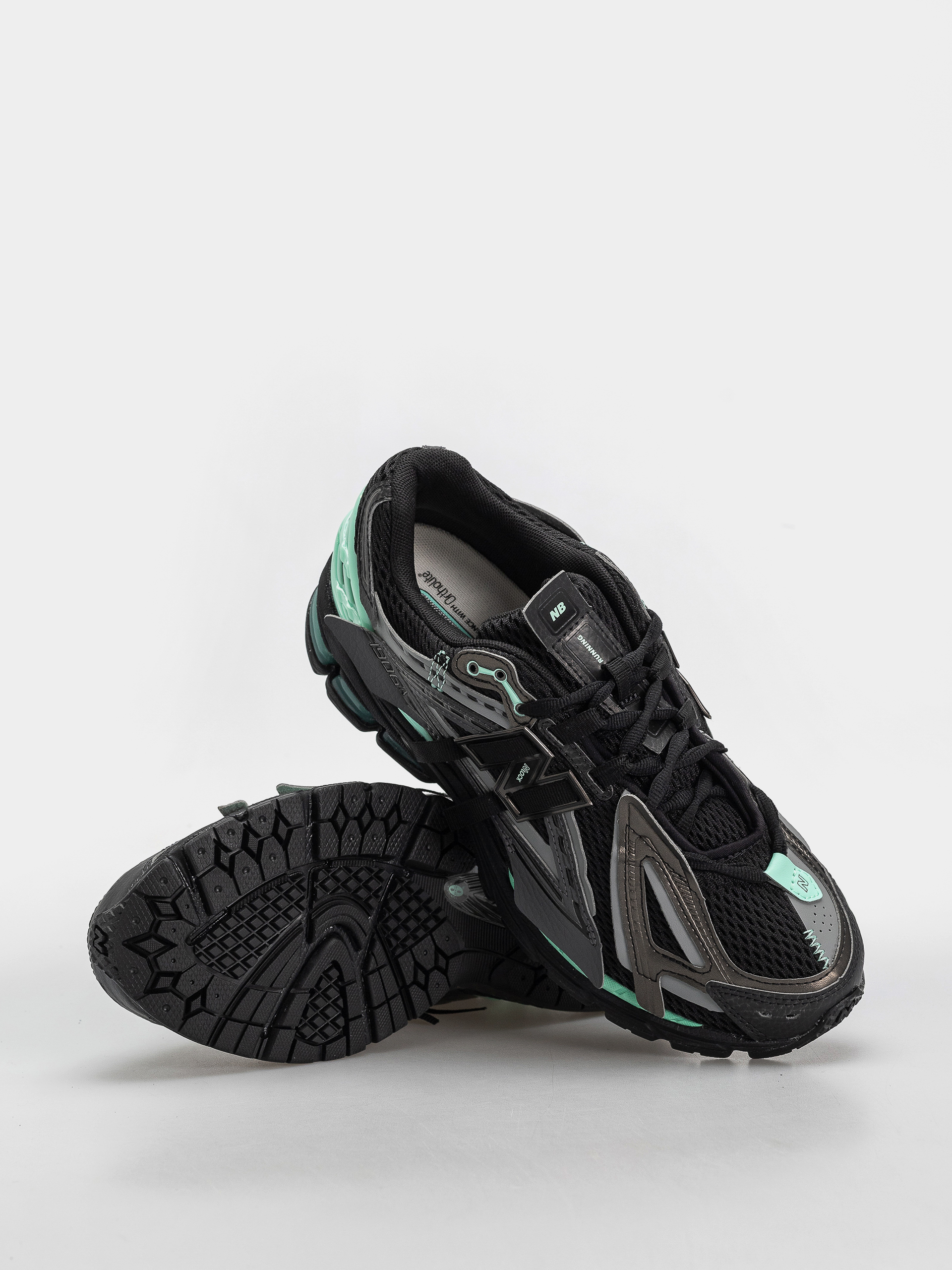 Pantofi New Balance 1906 (black/bright mint)