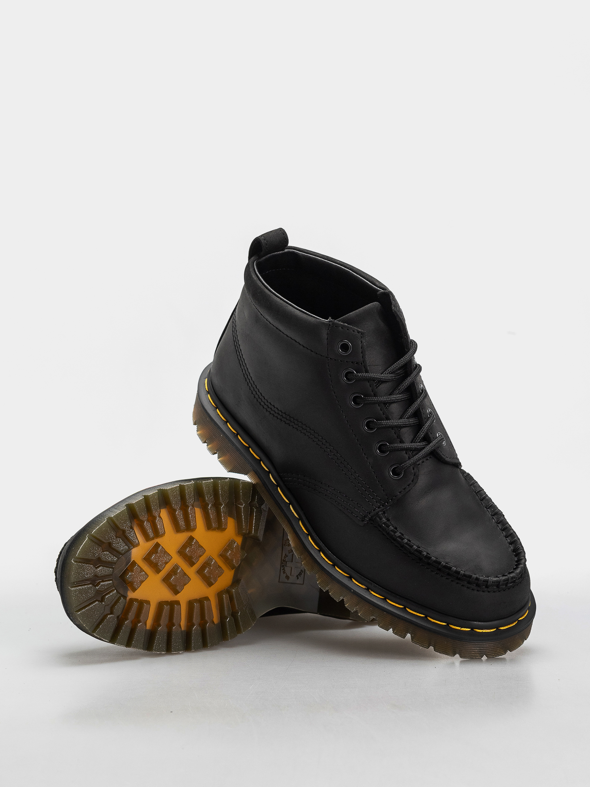 Pantofi Dr. Martens Lowell Chukka (black)