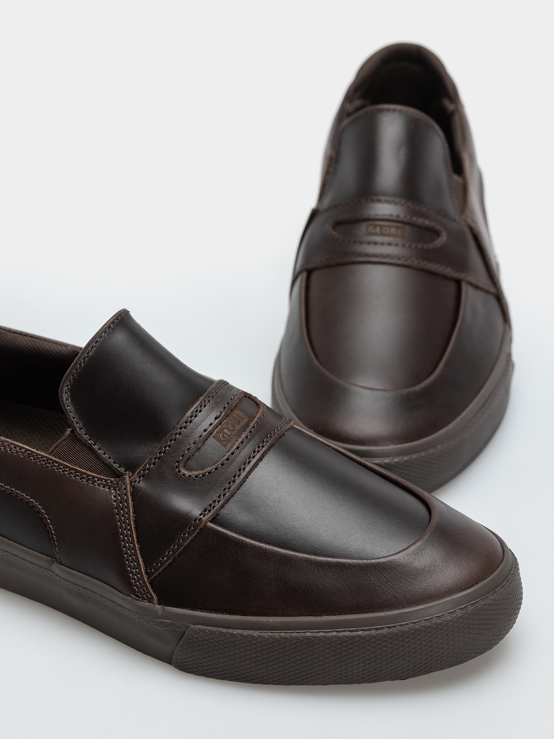 Pantofi Globe Liaizon (dark brown)