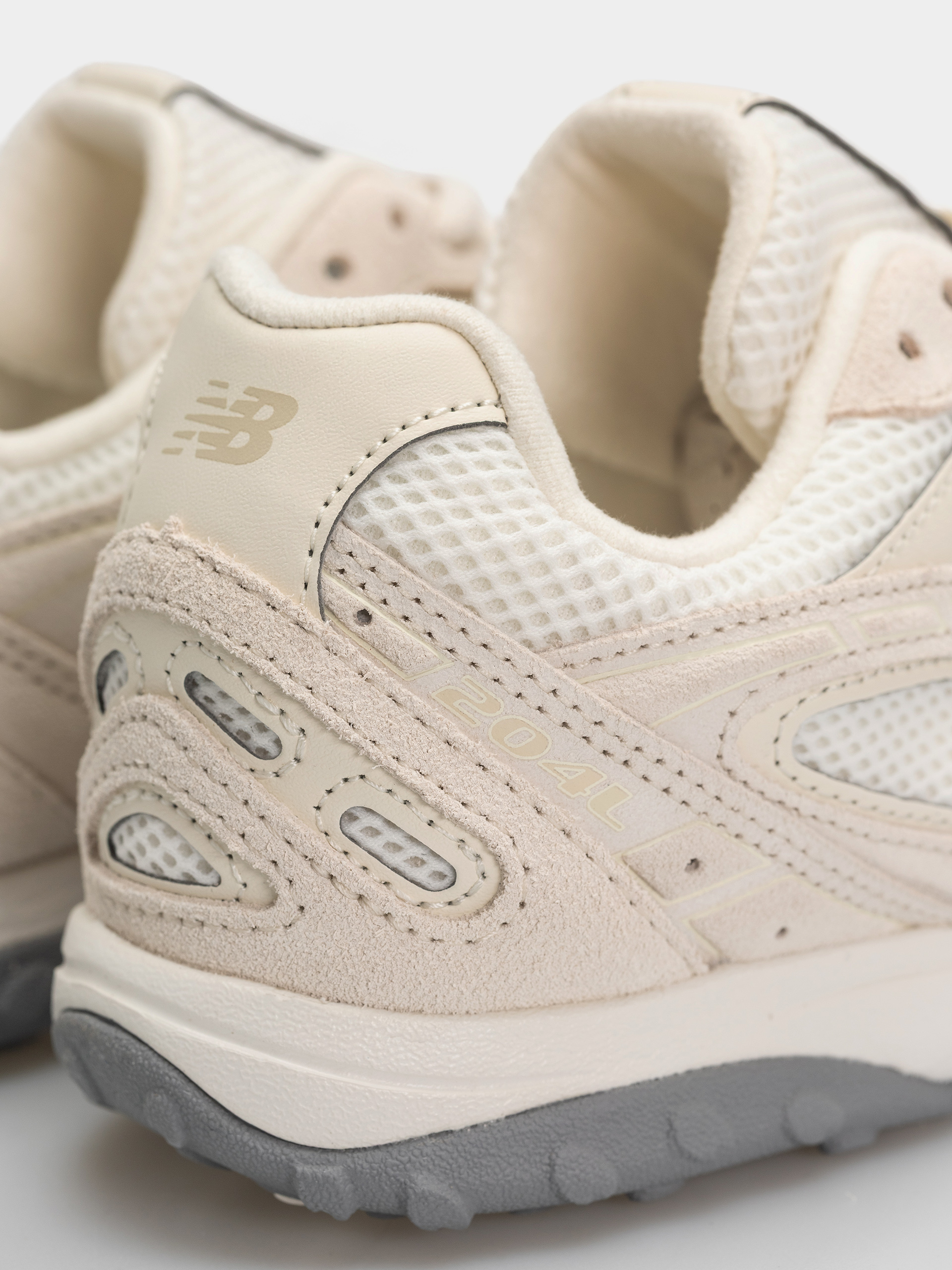 Pantofi New Balance 204L (angora/linen)