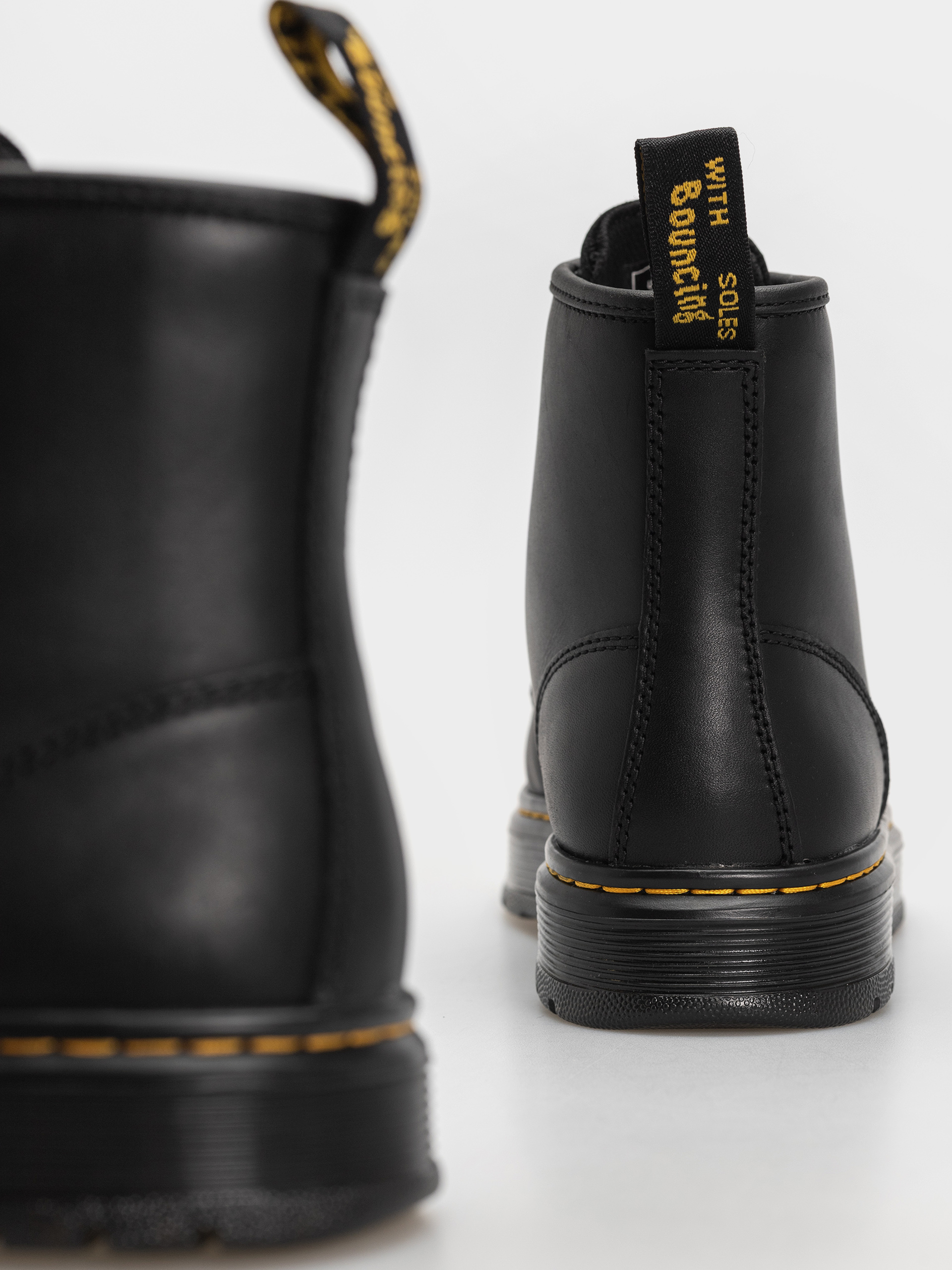 Pantofi Dr. Martens Brookline Chukka (black)