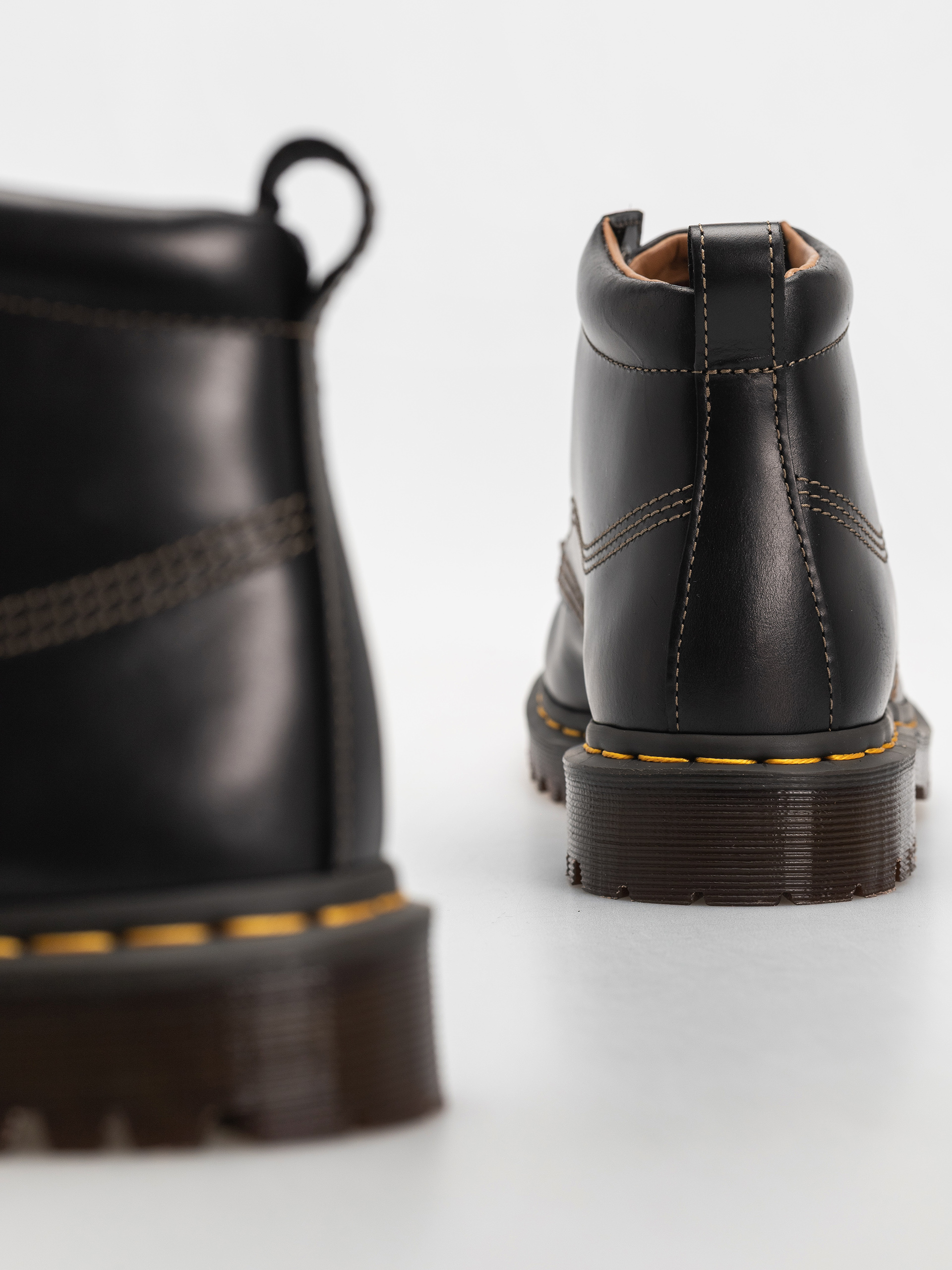 Pantofi Dr. Martens Lowell Chukka (black )
