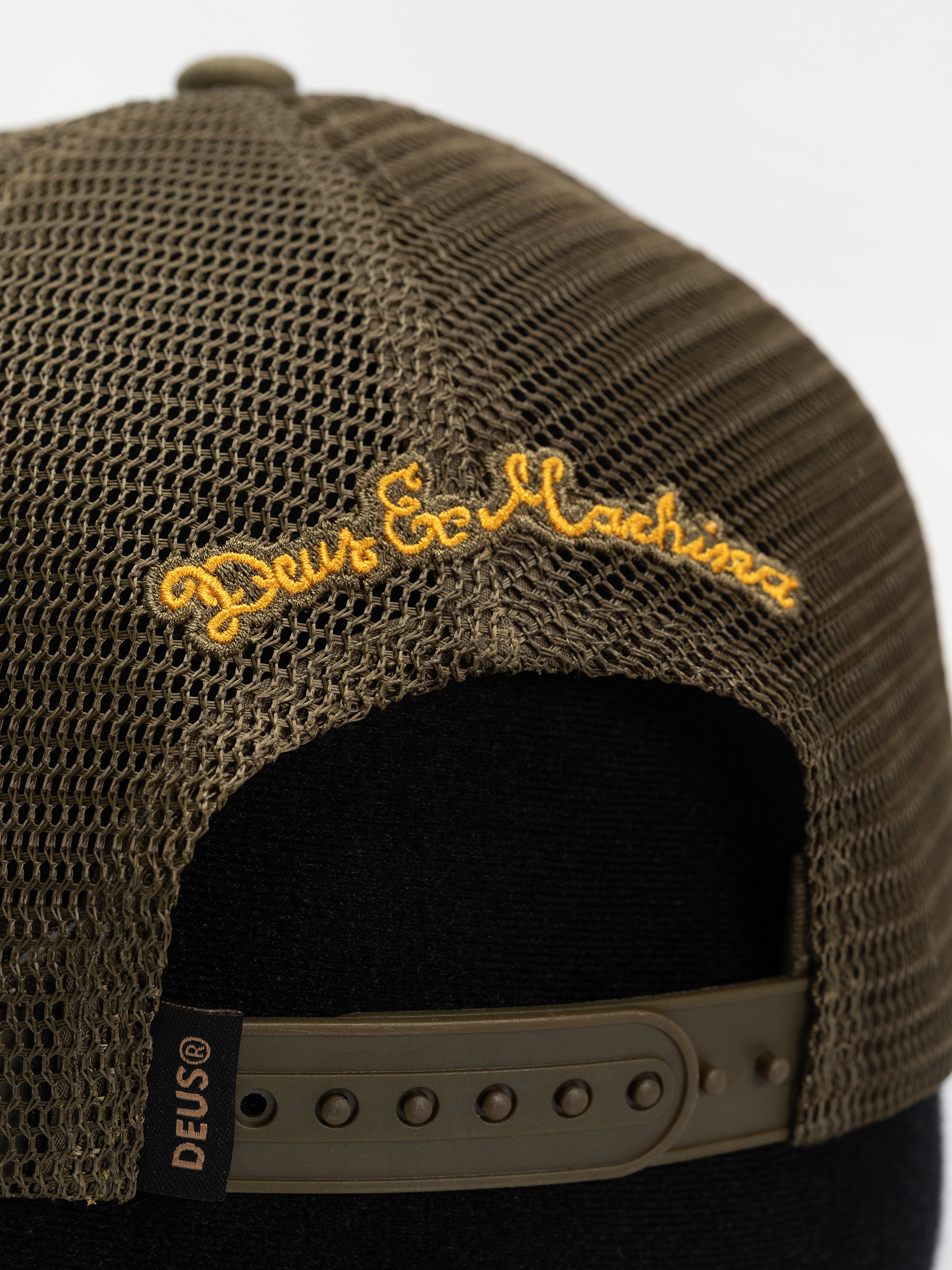 Șapcă Deus Ex Machina Shook Ones Trucker (olive green)