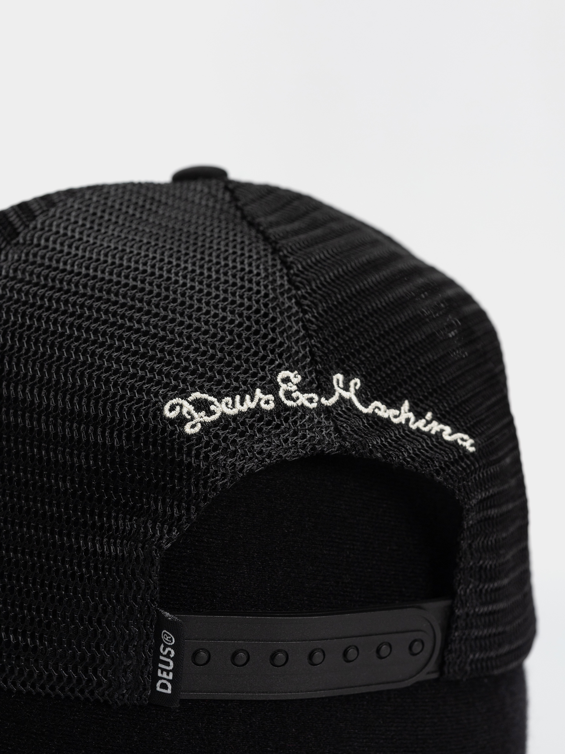 Șapcă Deus Ex Machina Josel Trucker (black)