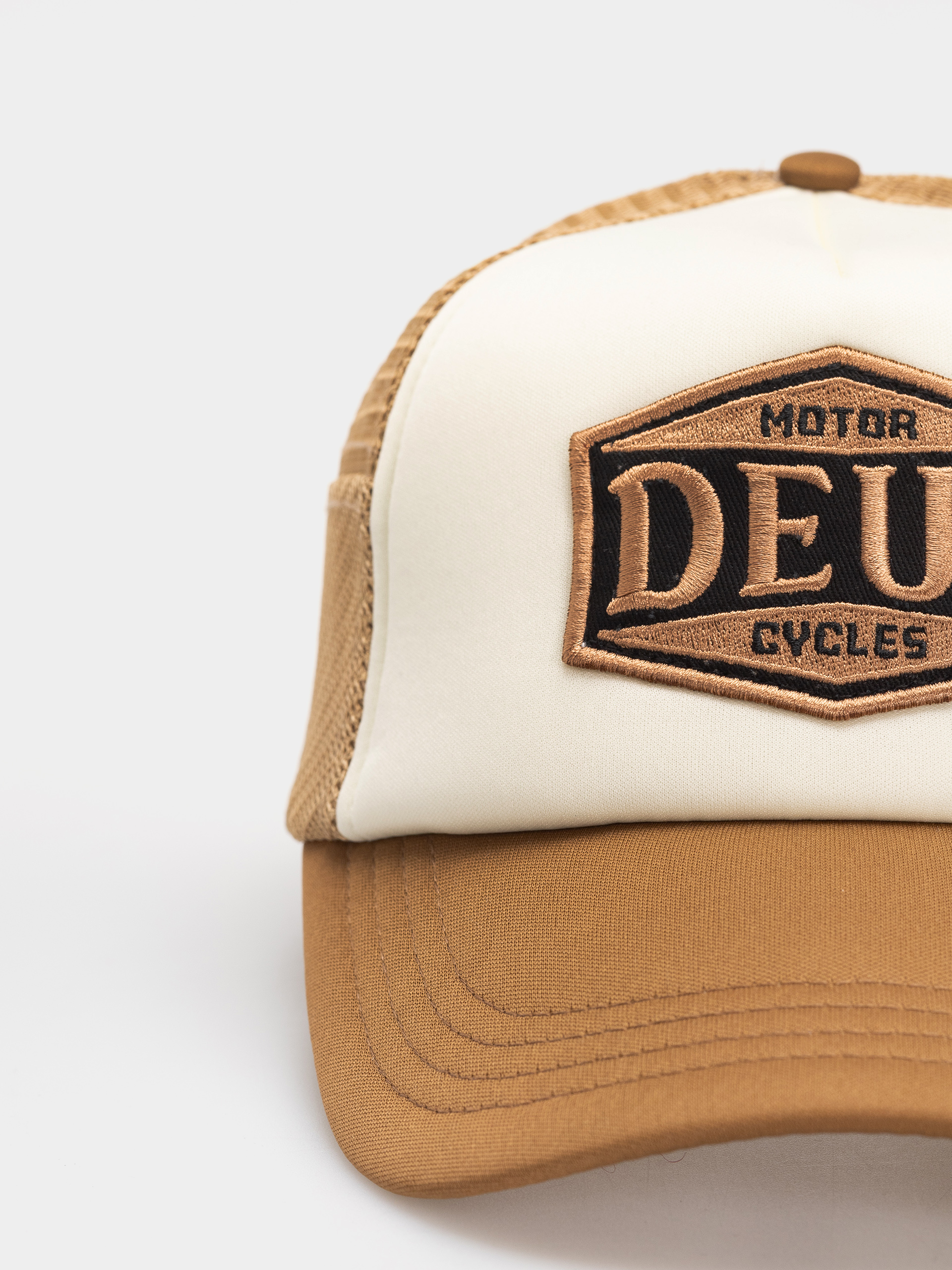 Șapcă Deus Ex Machina Josel Trucker (camel brown)