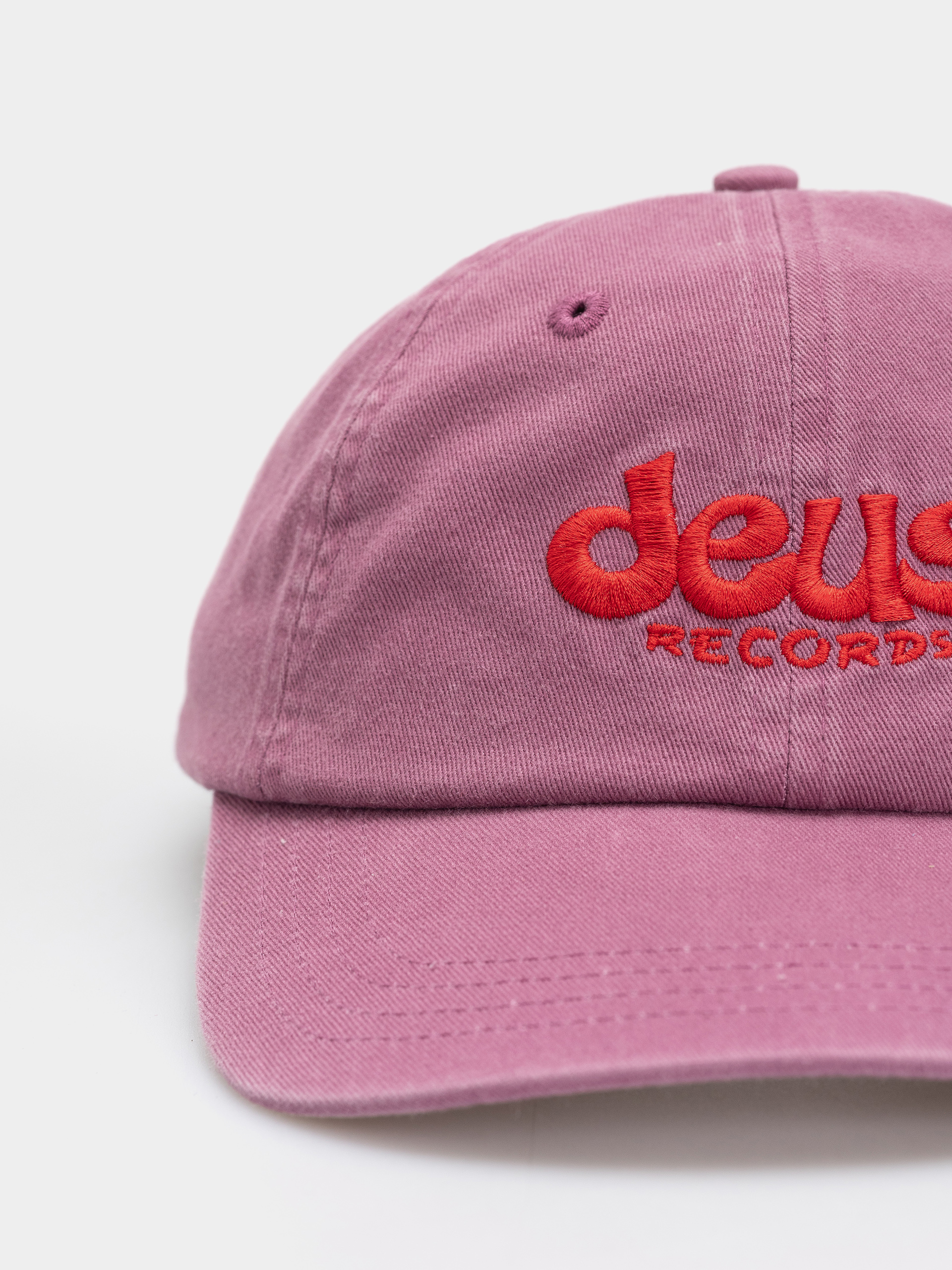 Șapcă Deus Ex Machina Smile Dad (red violet)