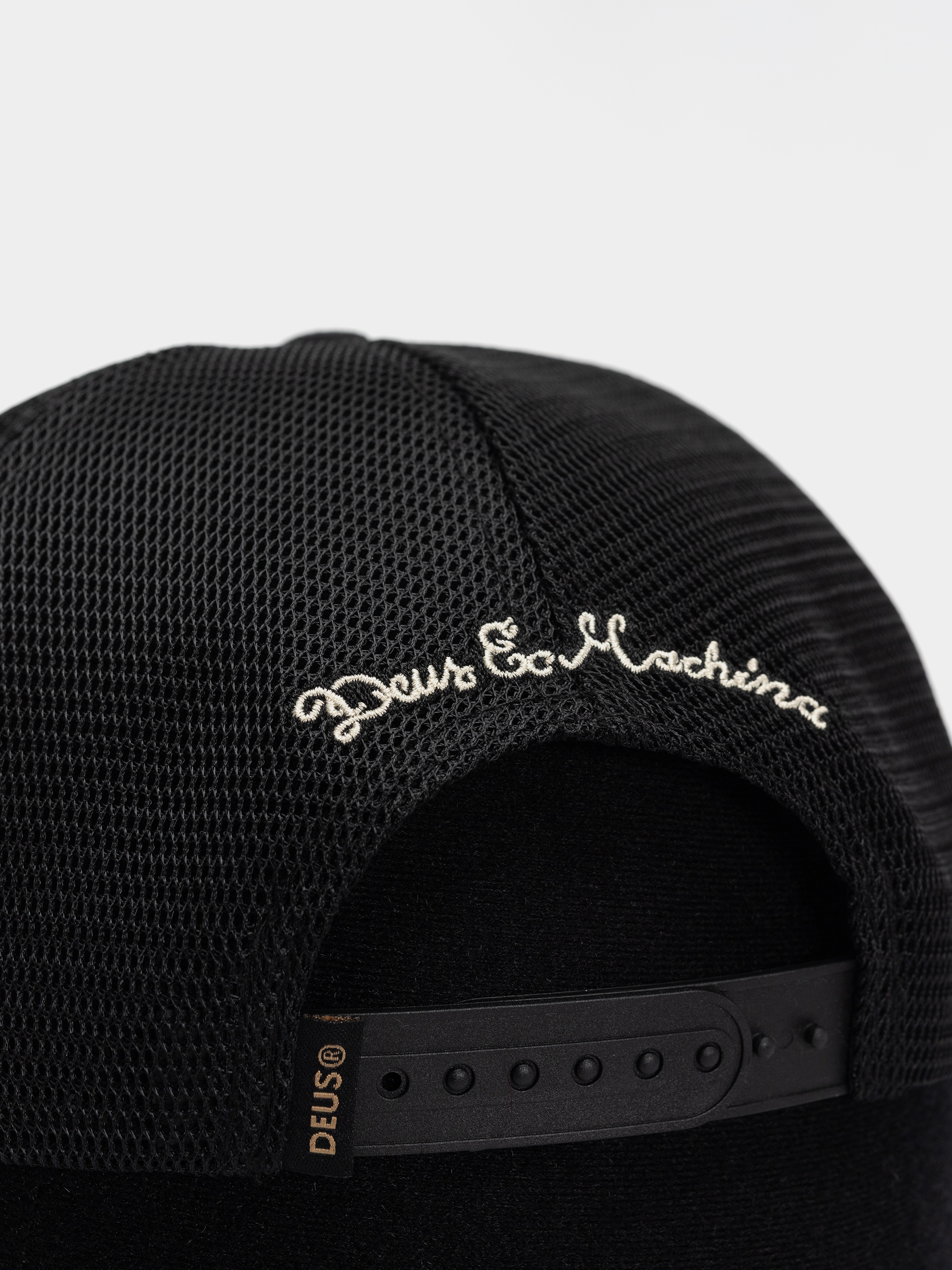 Șapcă Deus Ex Machina Mudflap Trucker (black)