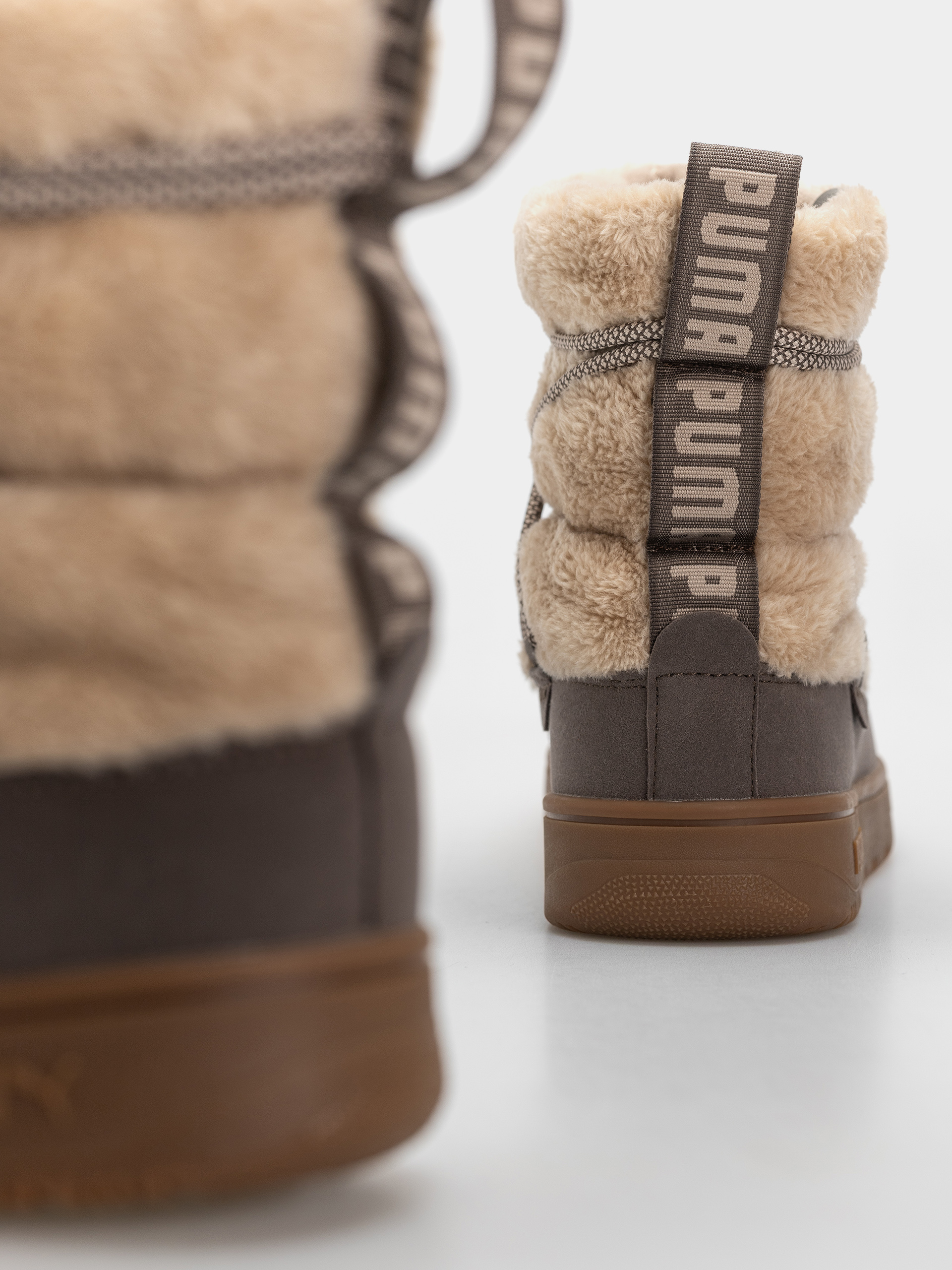 Pantofi Puma Snowbae Suede Wmn (birch/matte bronze)