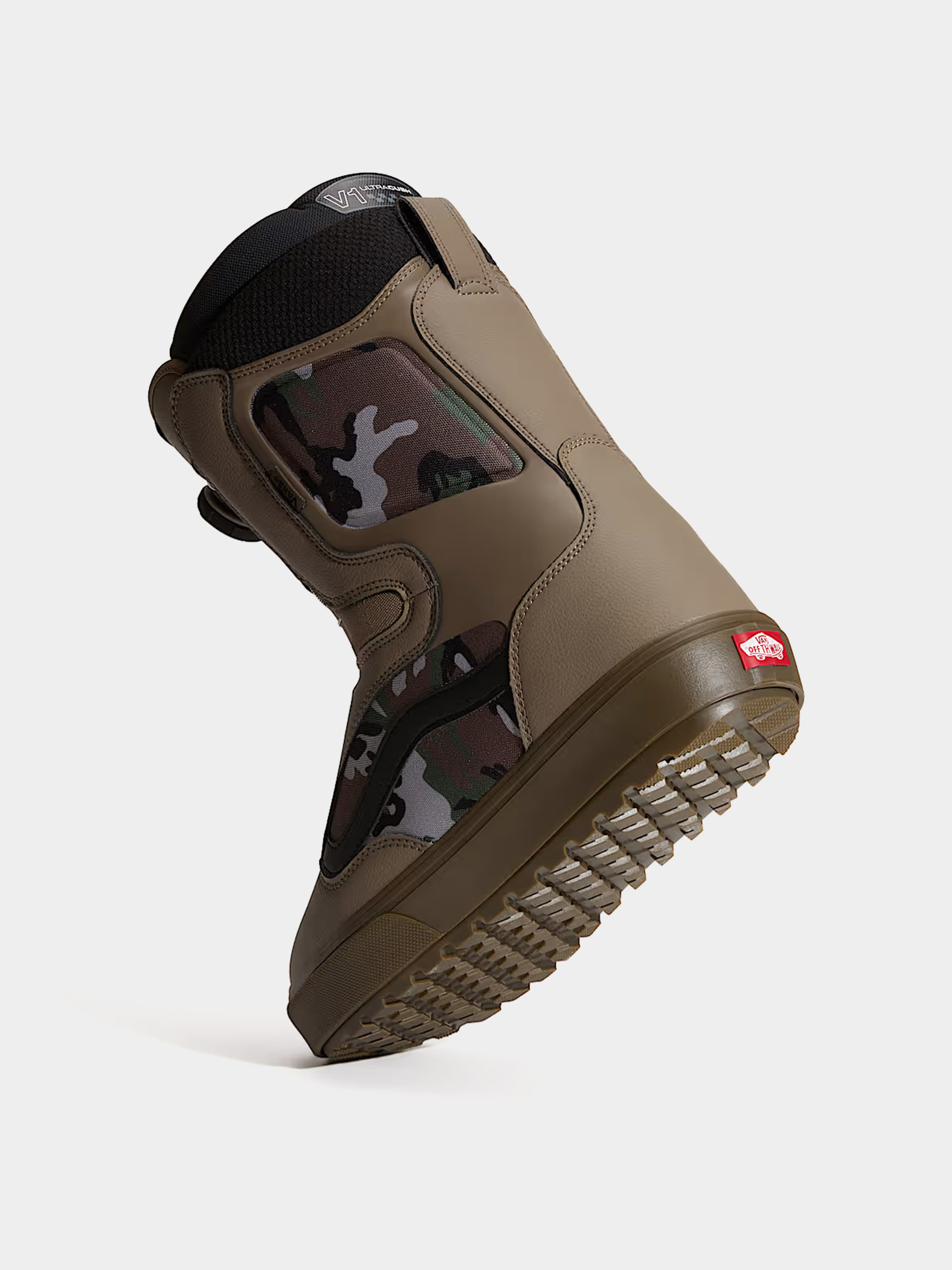 Pentru bărbați Încălțăminte pentru snowboard Vans Aura Og (camo/black)