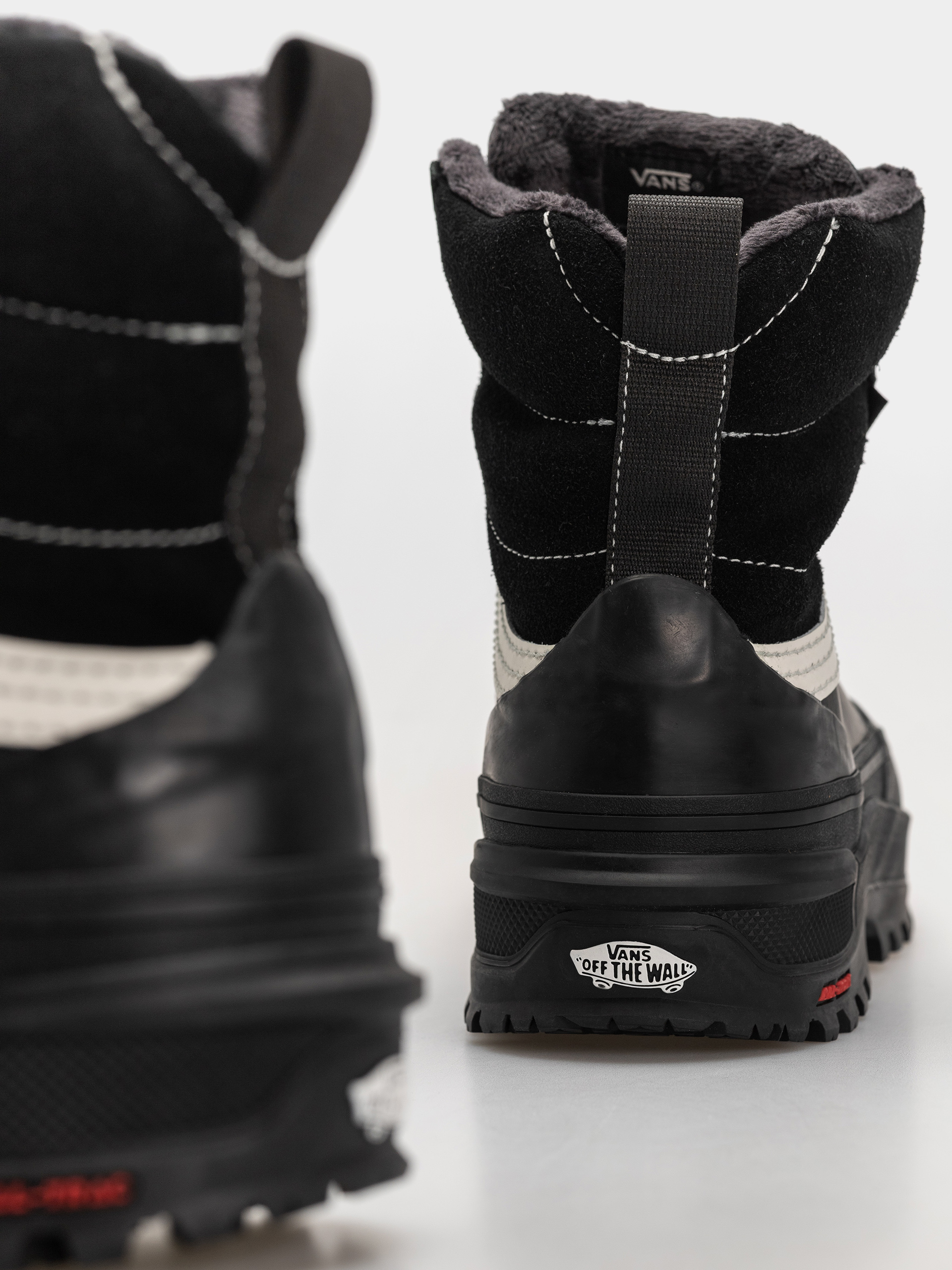 Pantofi Vans Standard Mid 2.0 Mte (black/white)