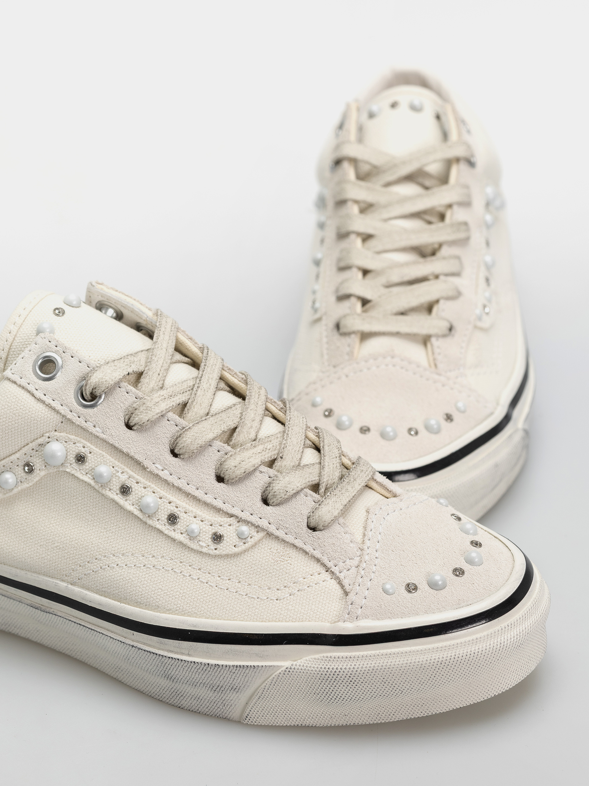 Pantofi Vans Lx Old Skool 36 (marshmallow)