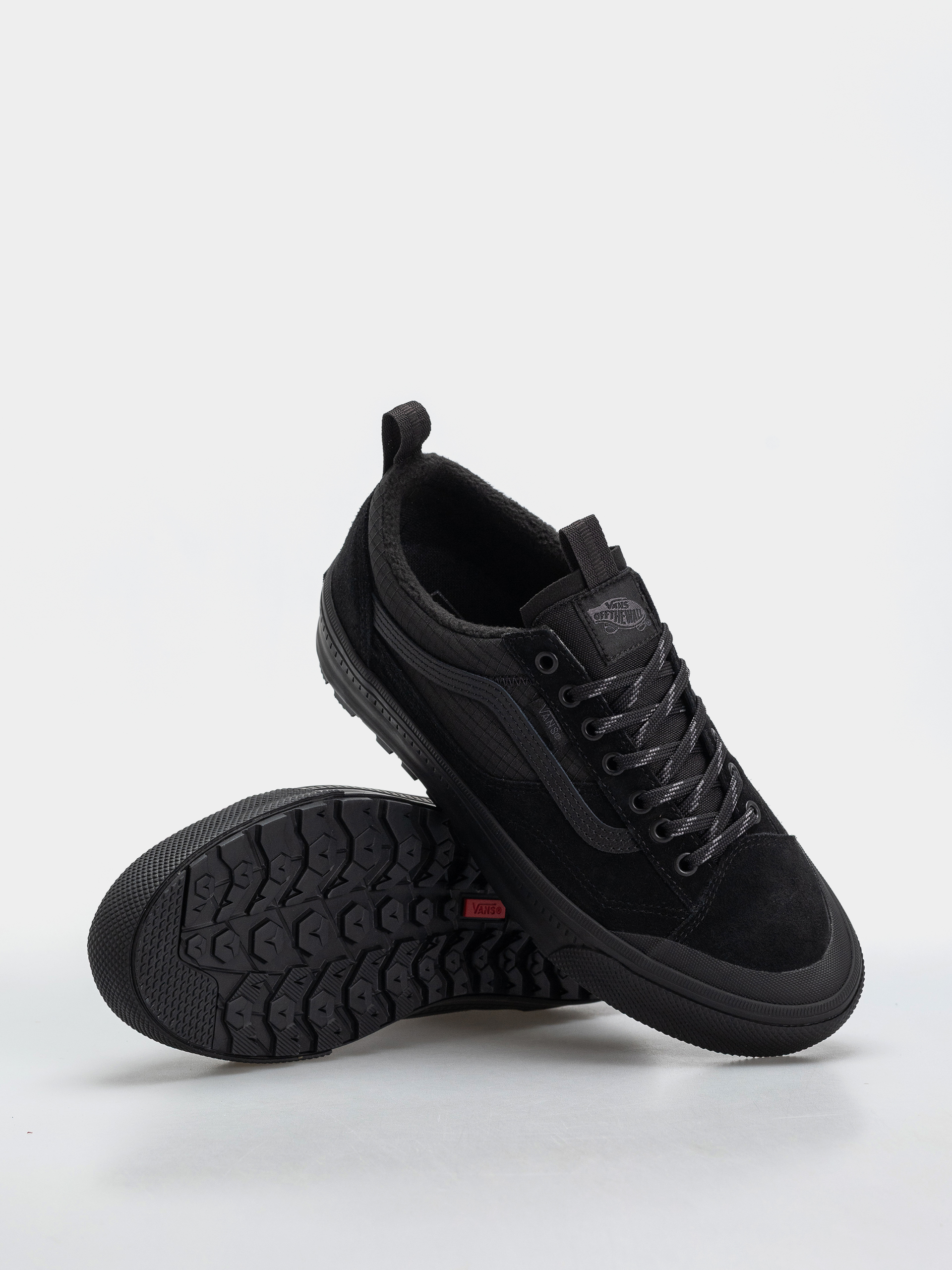 Pantofi Vans Old Skool Waterproof Insulated Mte (black/black/gry)