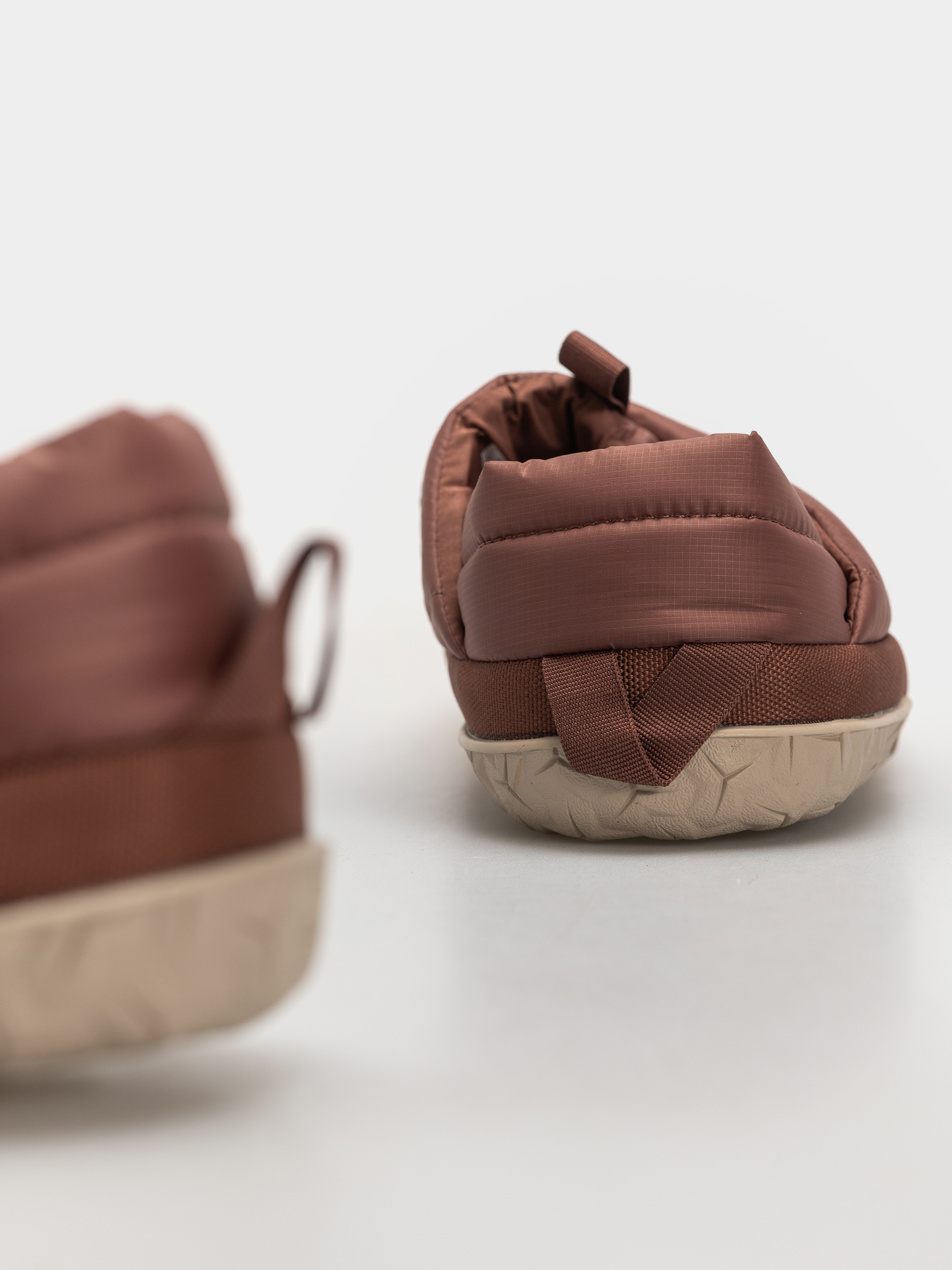 Pantofi The North Face Nuptse Mule Wmn (copper silt/timeless ta)