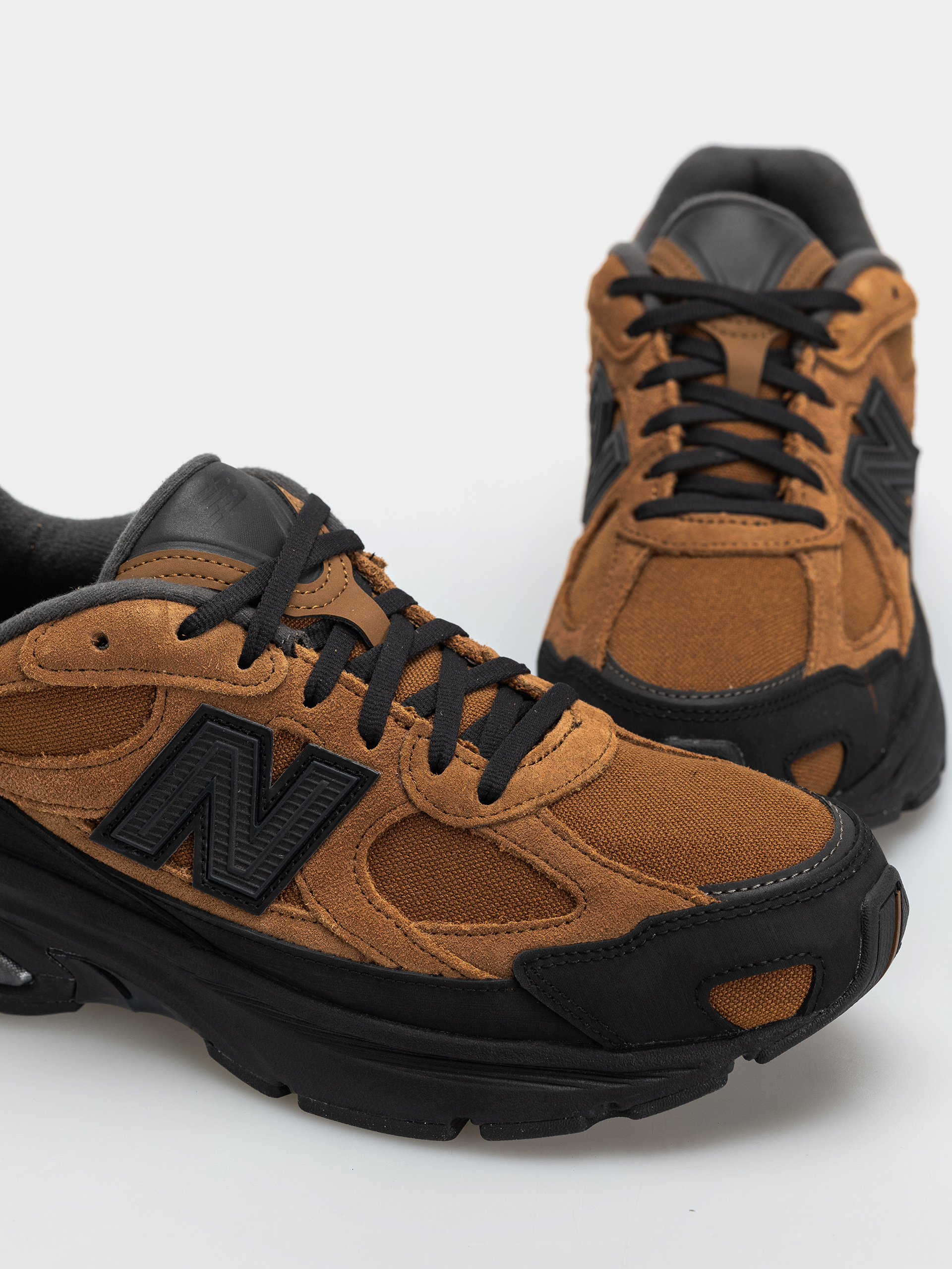 Pantofi New Balance 2010 (breakfast tea/black)