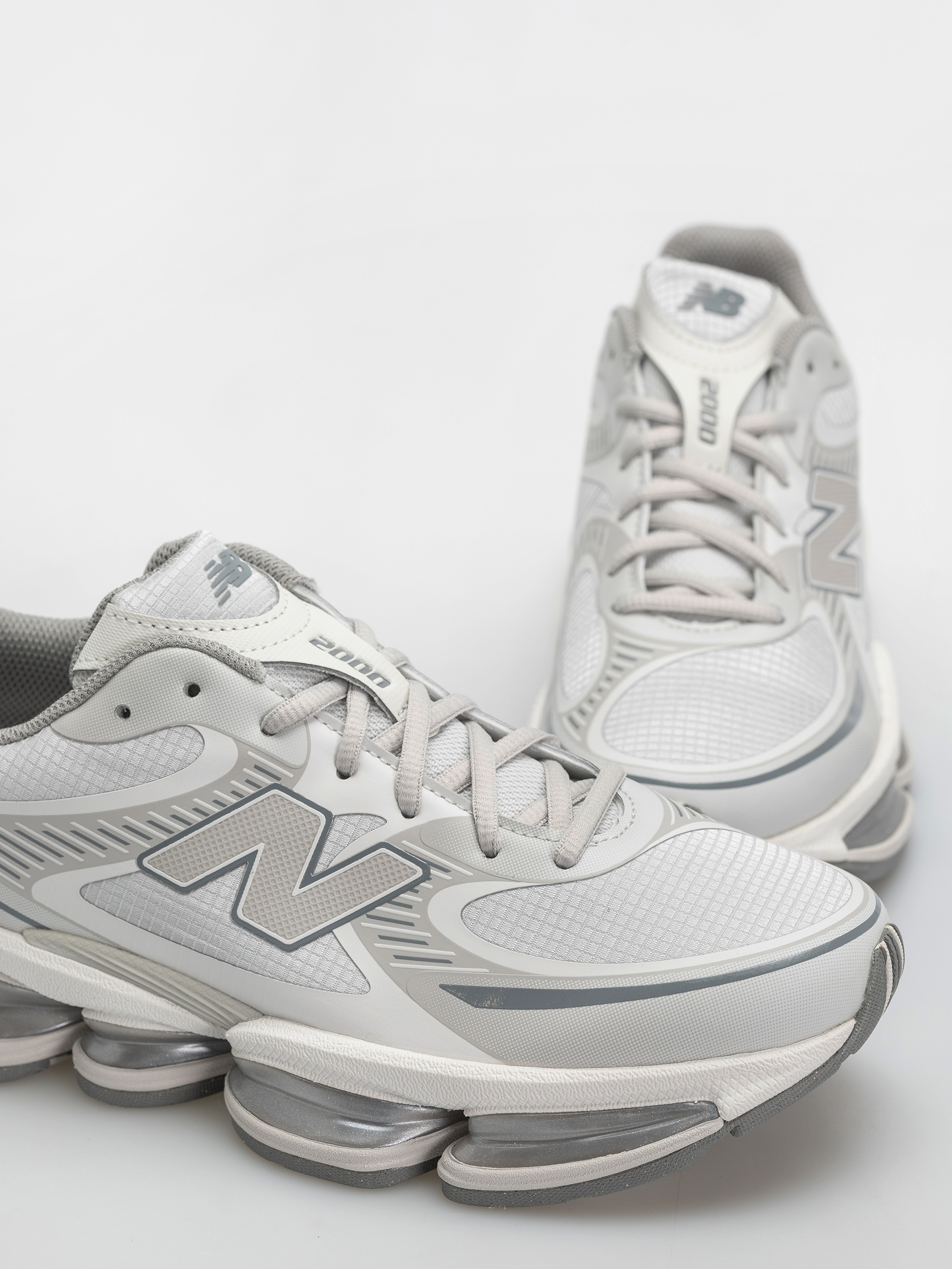 Pantofi New Balance 2000 (reflection/grey matter/slate grey)
