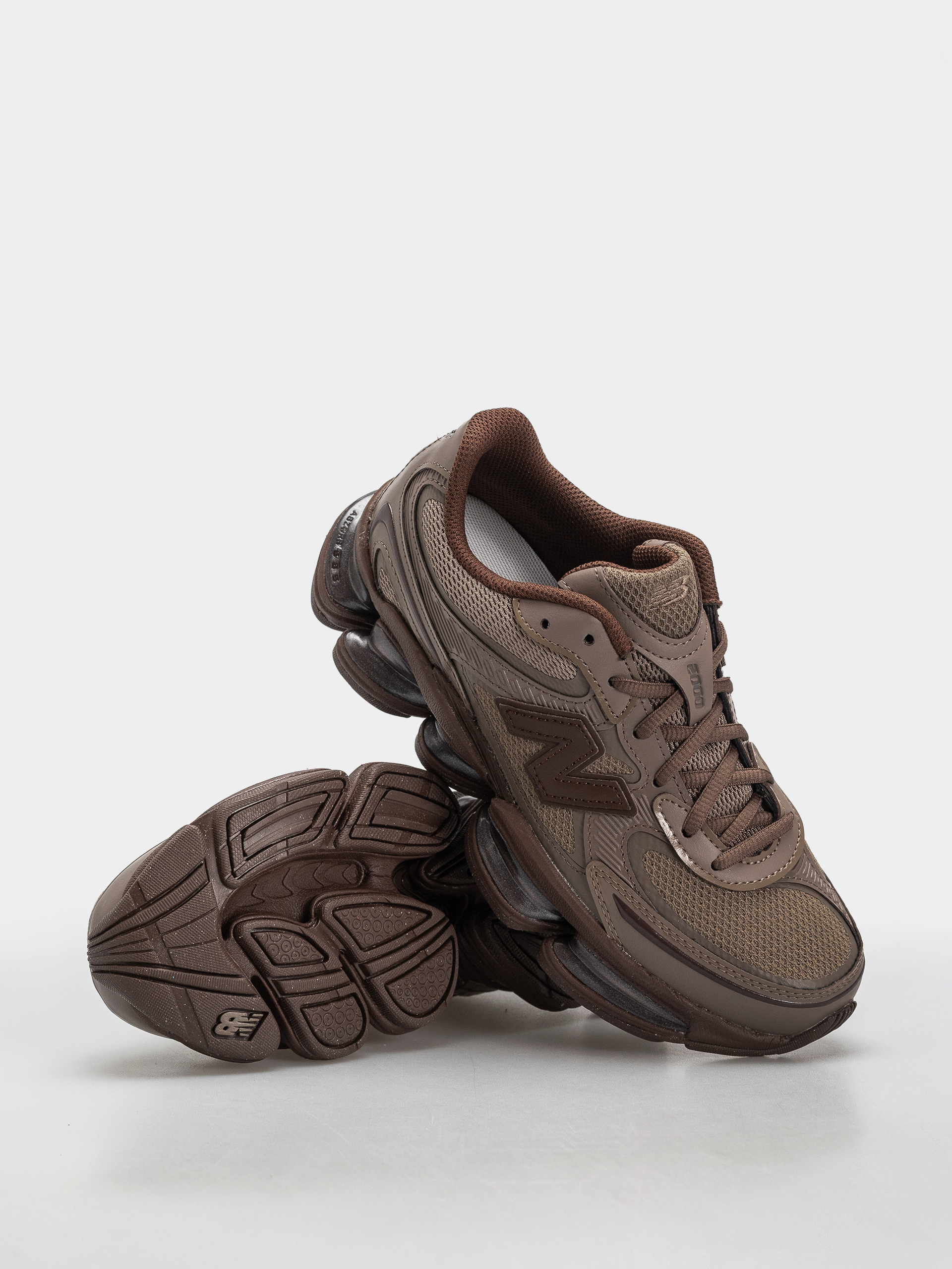 Pantofi New Balance 2000 (thunder brown/pumpernickel)