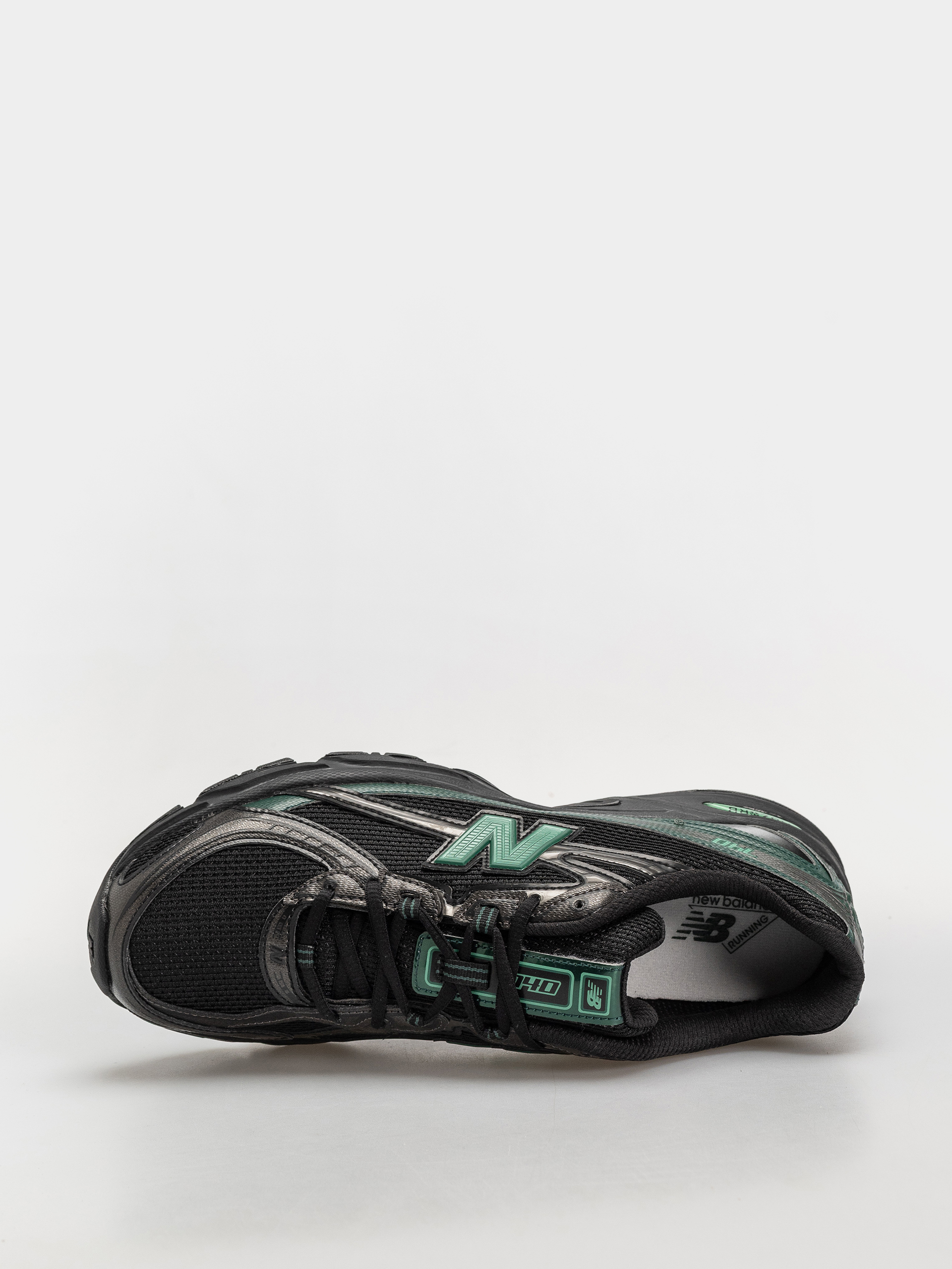 Pantofi New Balance 740 (black/nordic green)