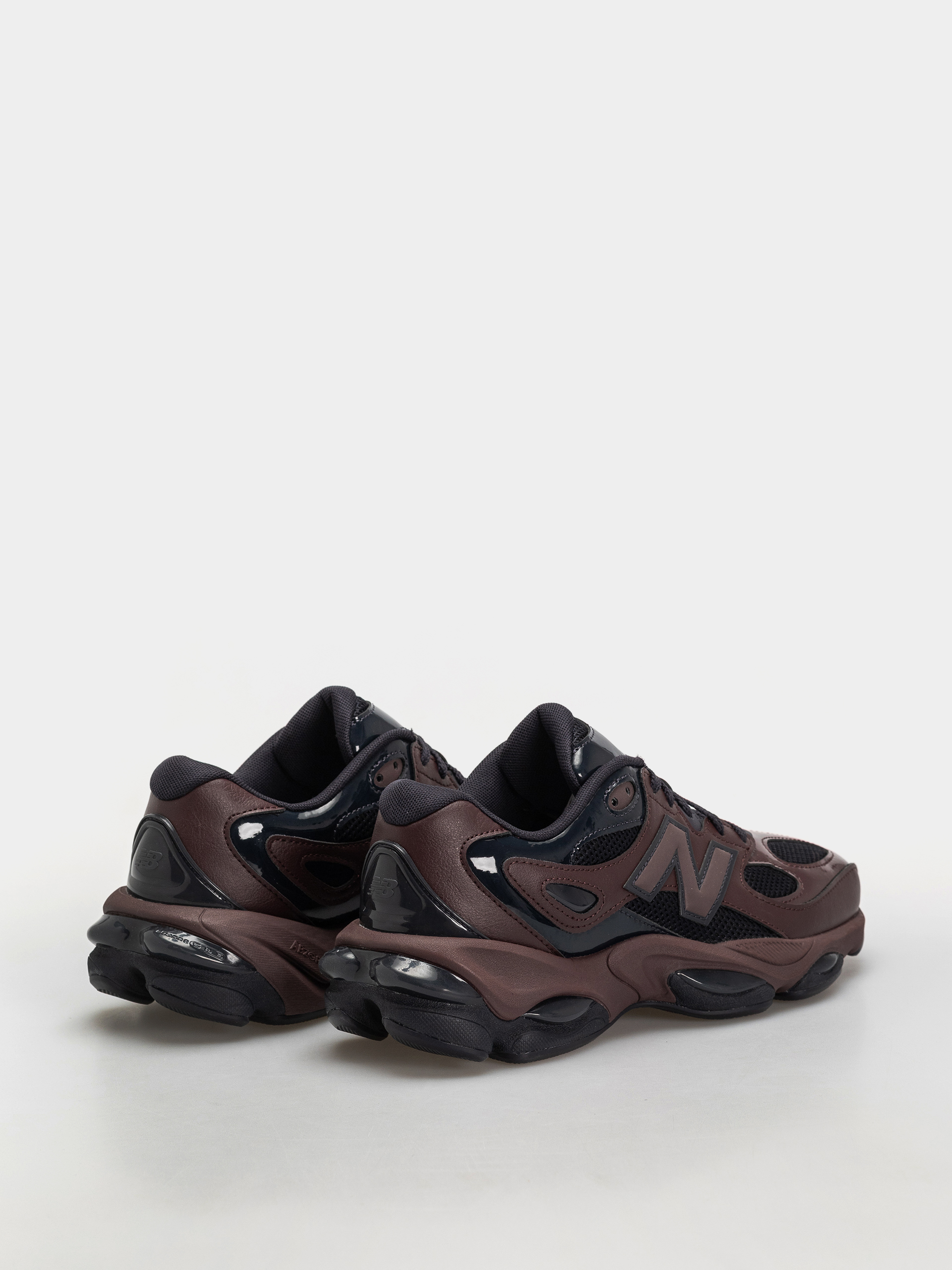 Pantofi New Balance 983 (cherry leather/dark night)