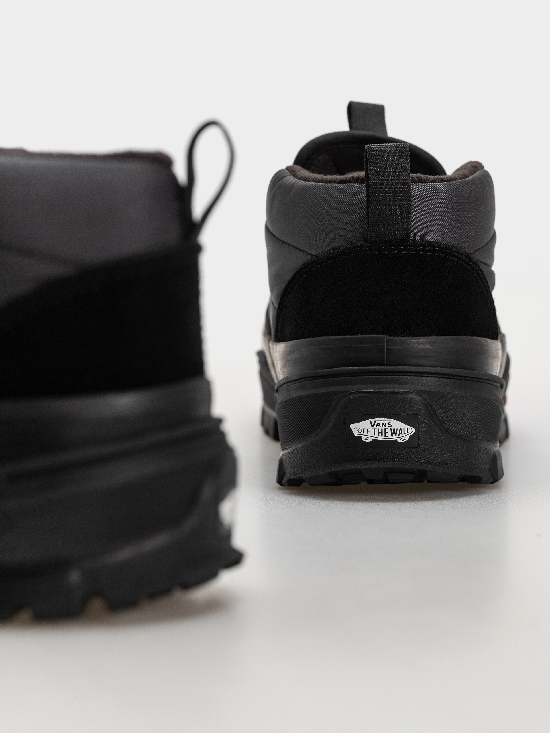 Pantofi Vans Mid Slip Puff (black/black)