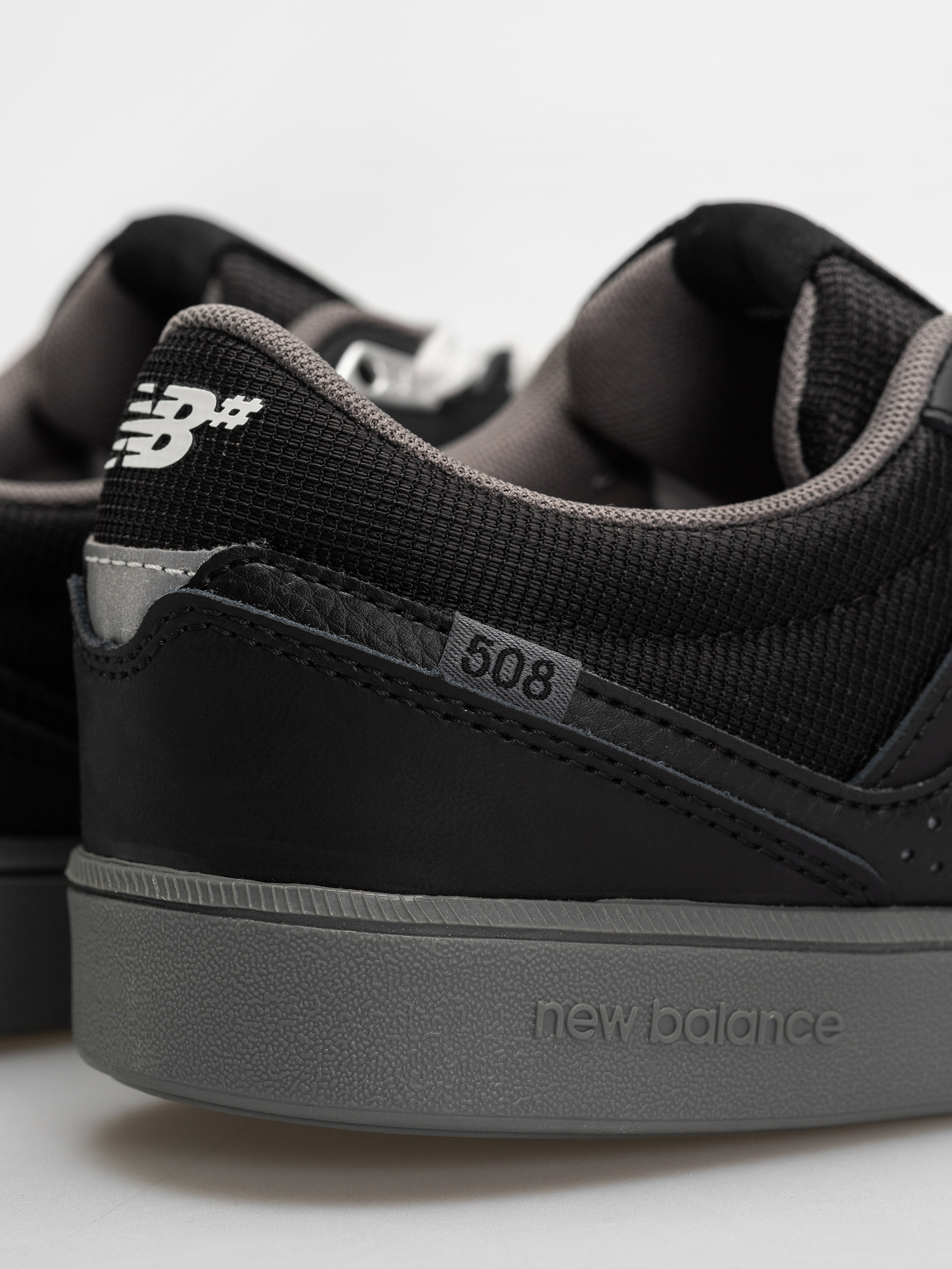 Pantofi New Balance 508 (black/white)